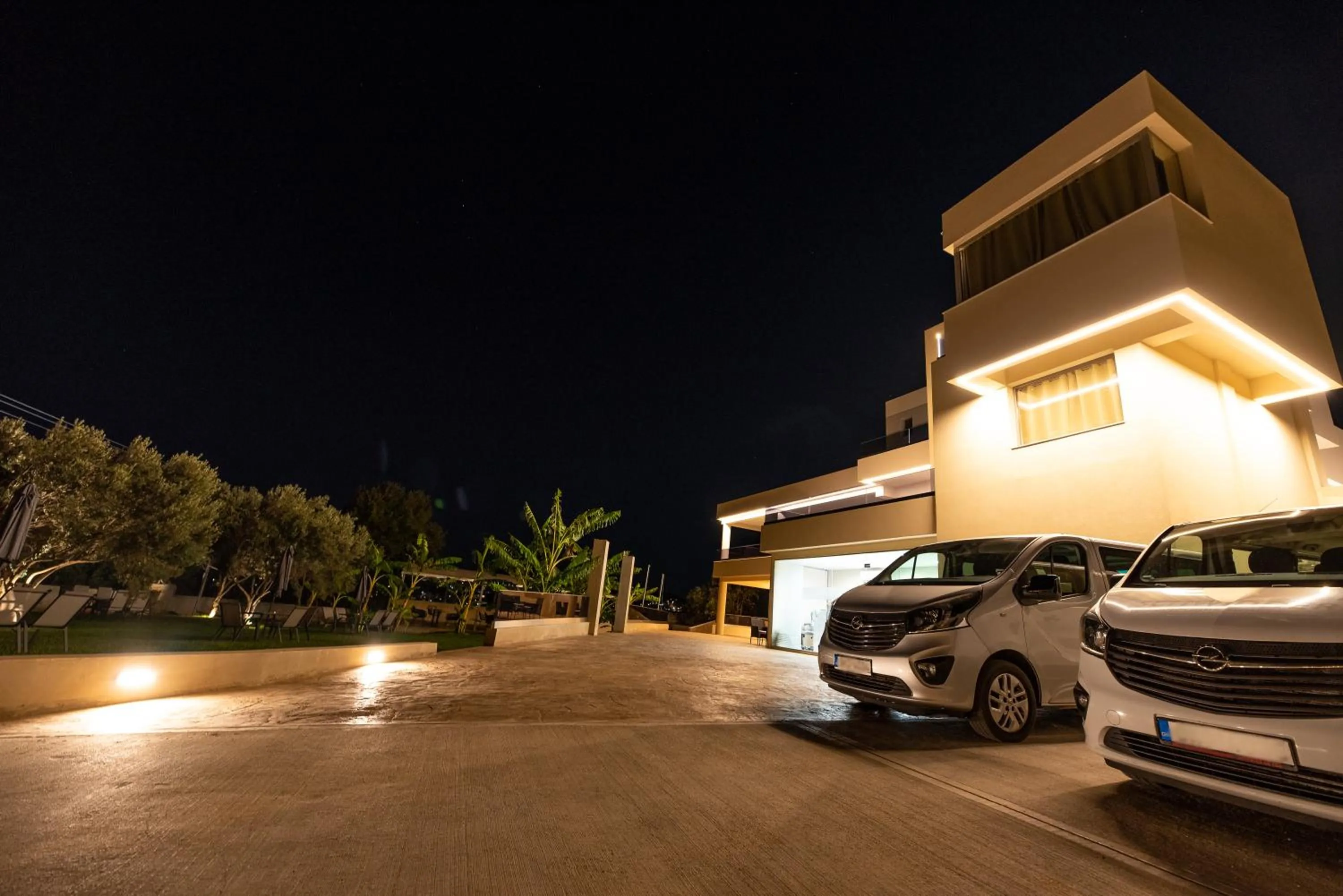 Property building in Airscape Hotel Free Shuttle From And To Athen's Airport