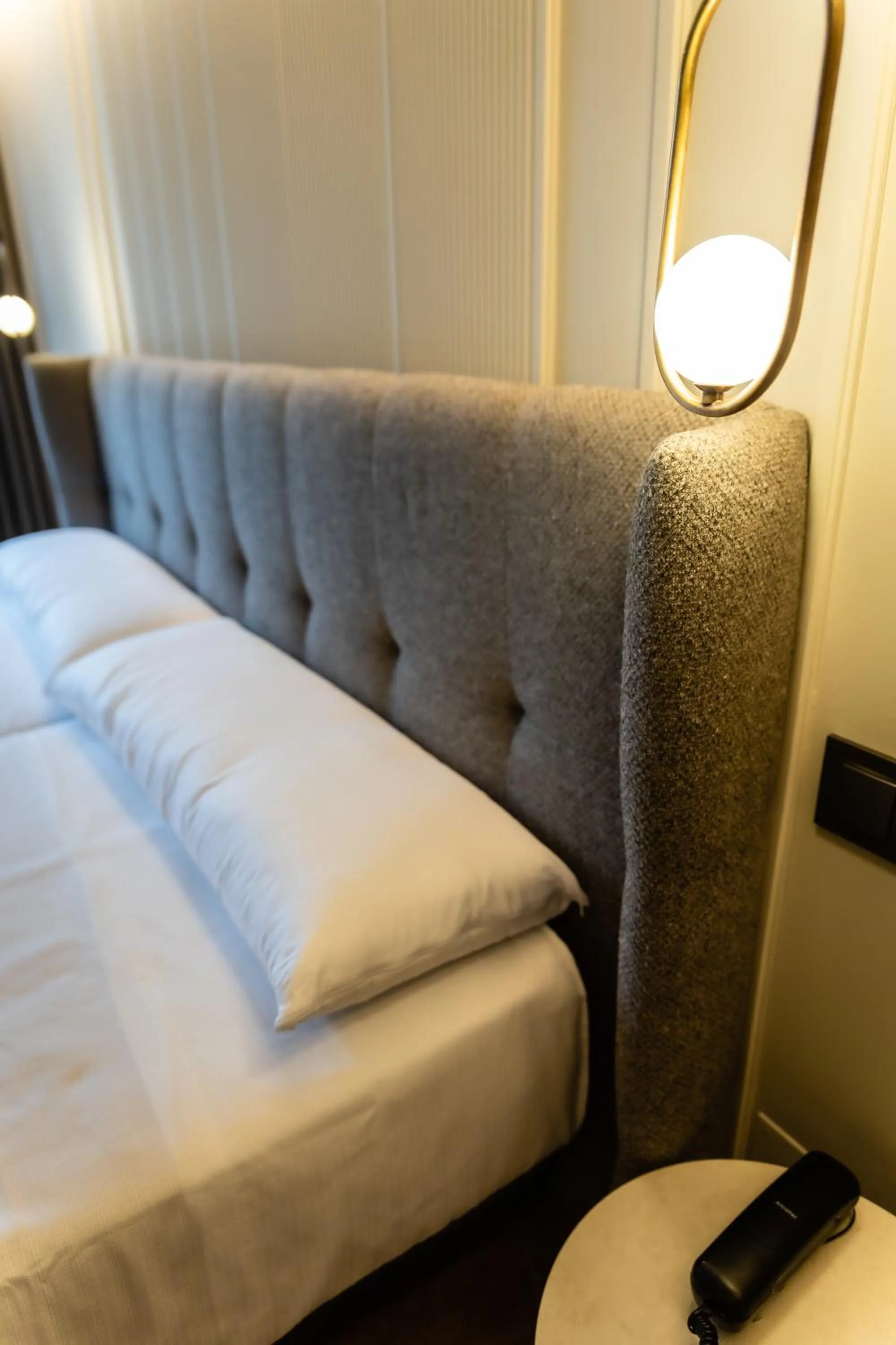 Bed in HOTEL CORONA DE PADRÓN