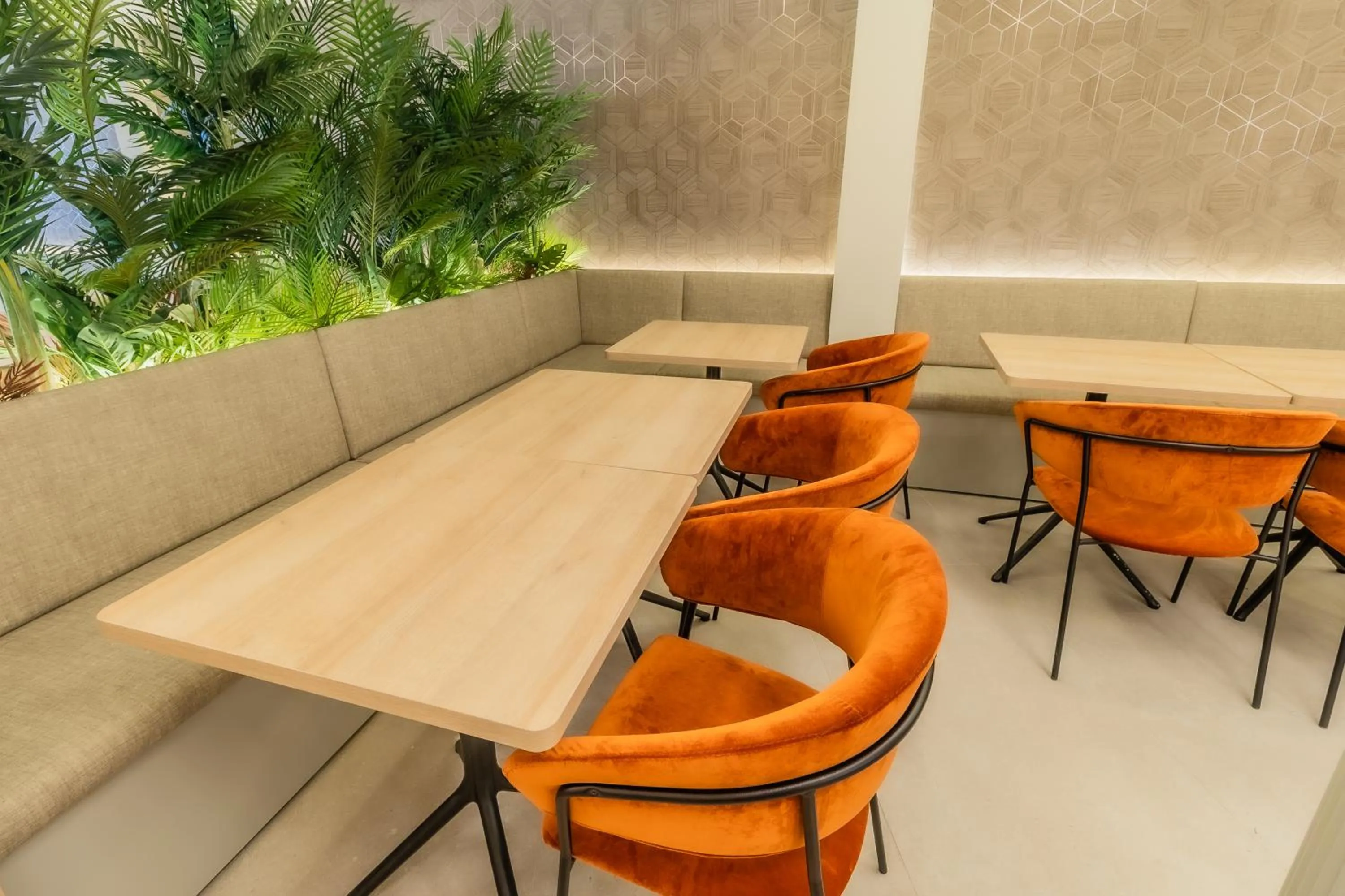 Living room in HOTEL CORONA DE PADRÓN