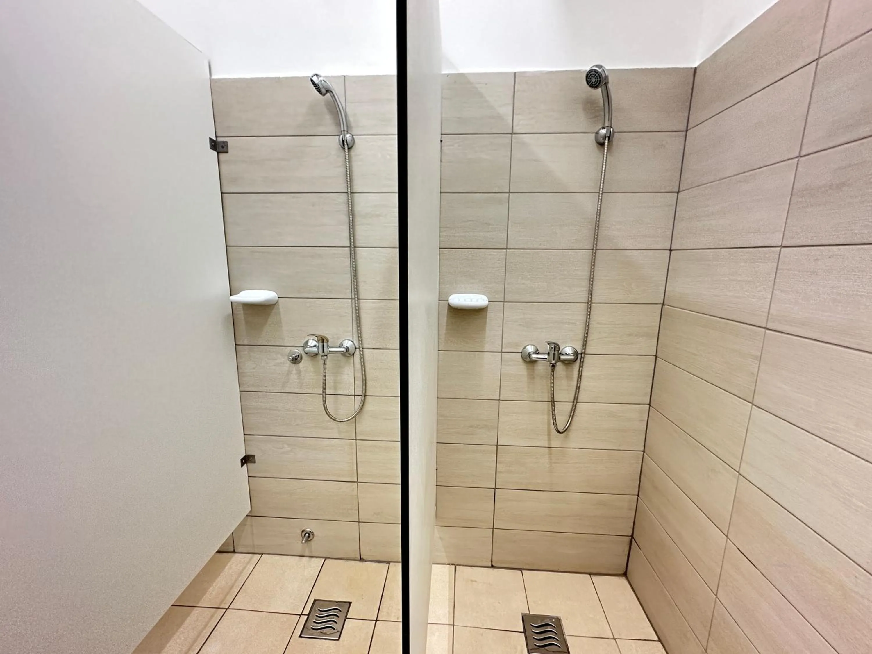 Shower in Railway Ljubljana ROOMS
