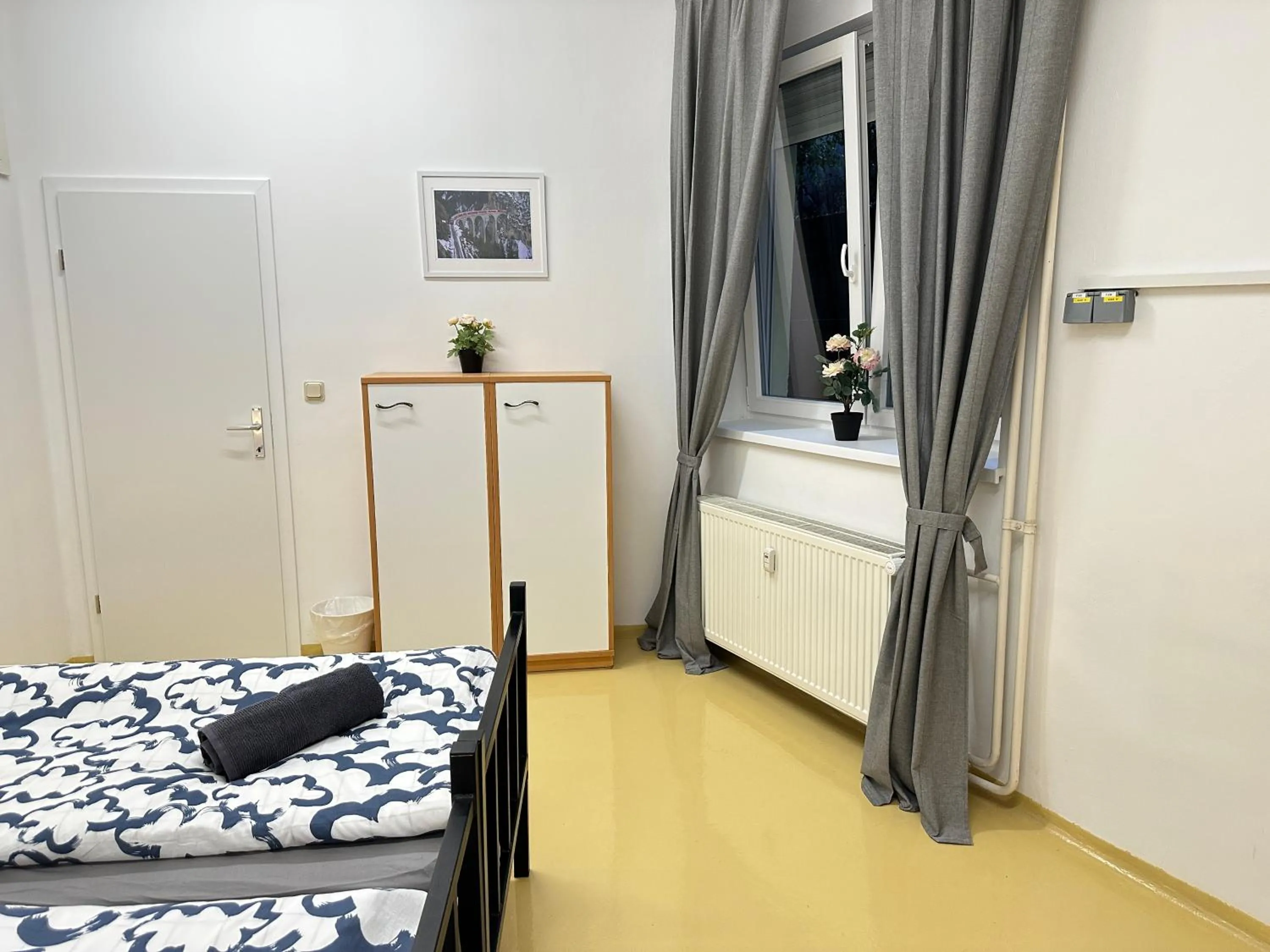 Bed in Railway Ljubljana ROOMS