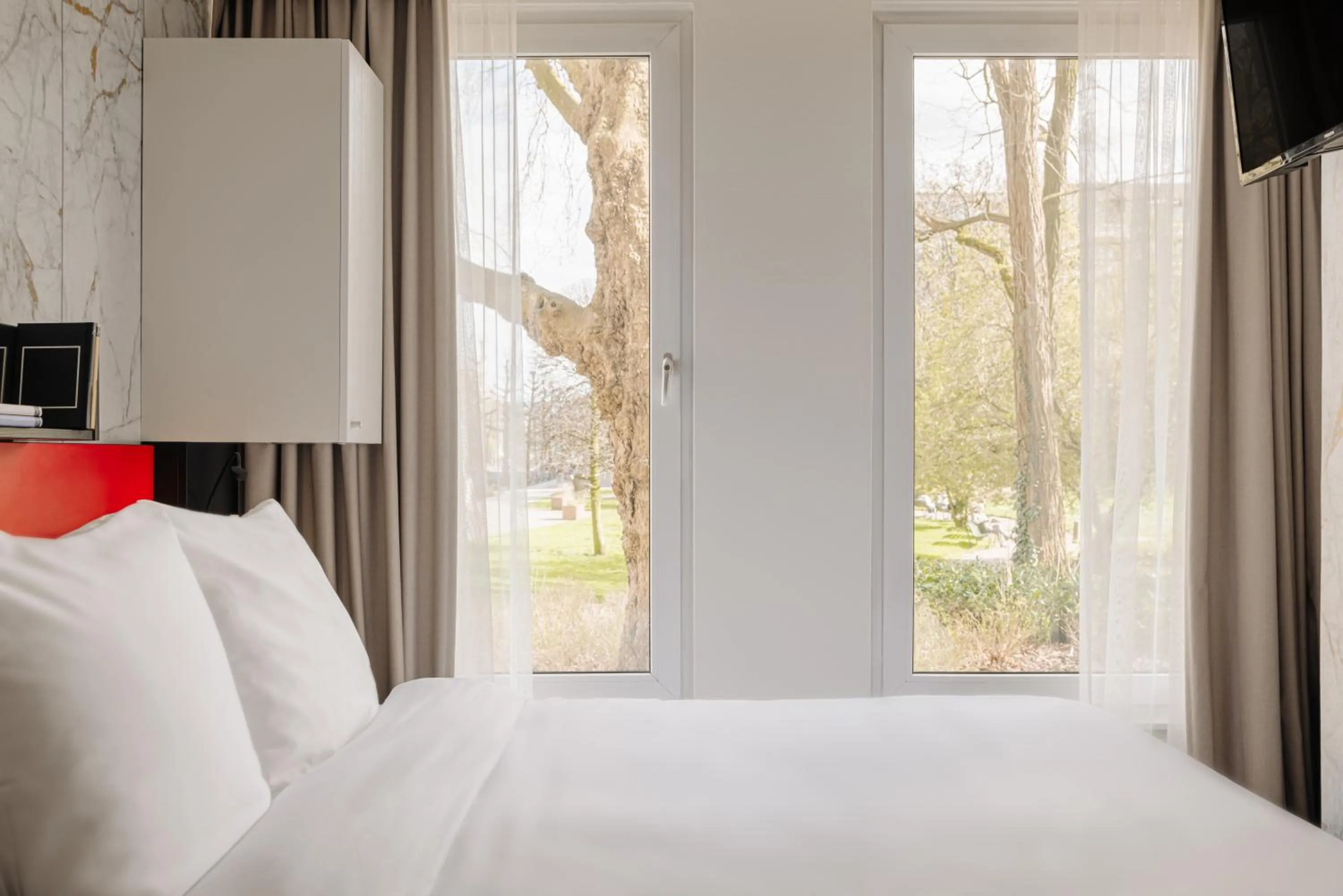 Bedroom, Bed in Leonardo Boutique Hotel The Lancaster Hotel Amsterdam