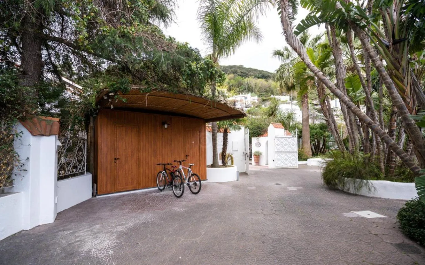 Cycling in Villa Marinella