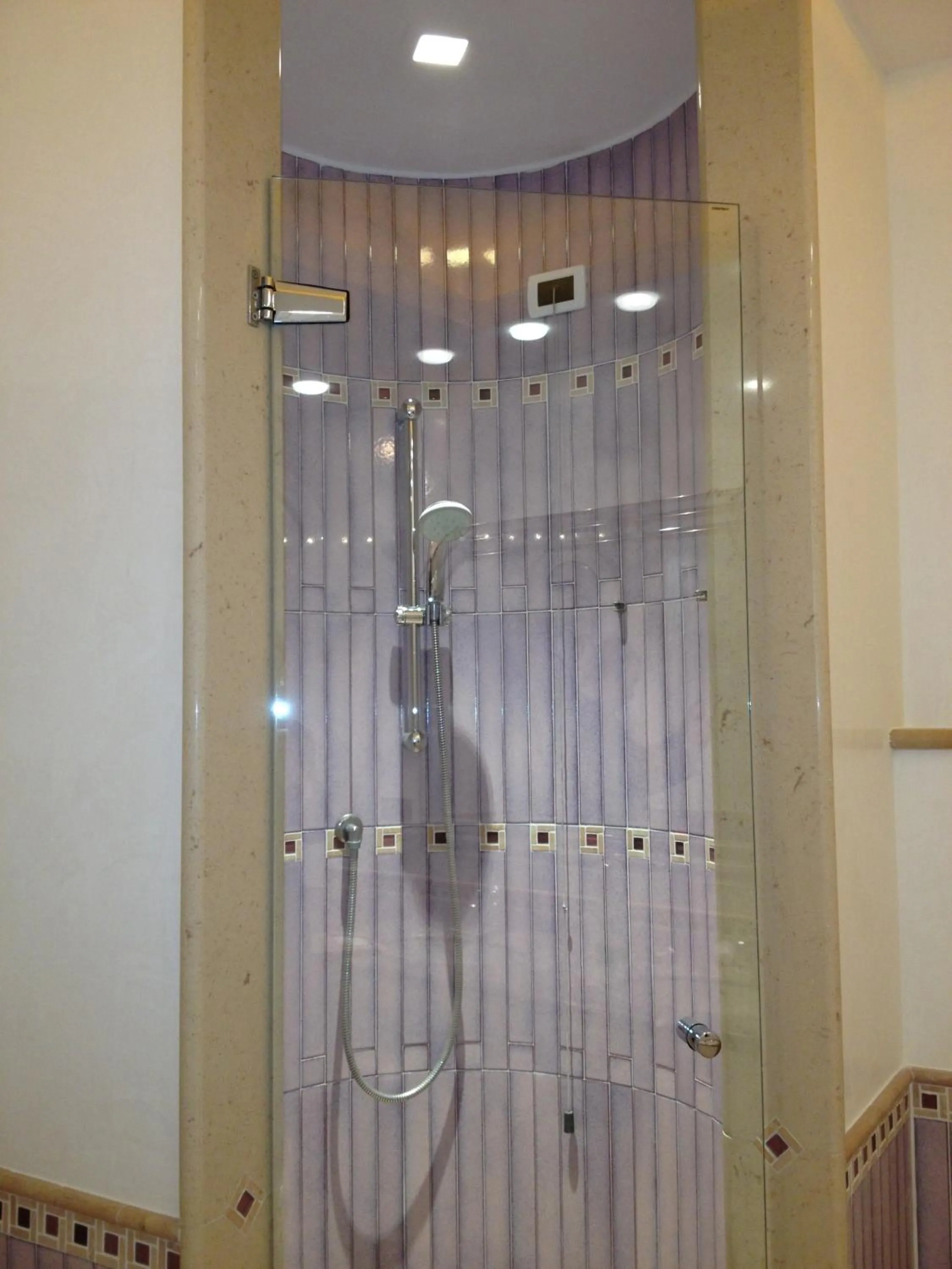 Bathroom in Villa Marinella