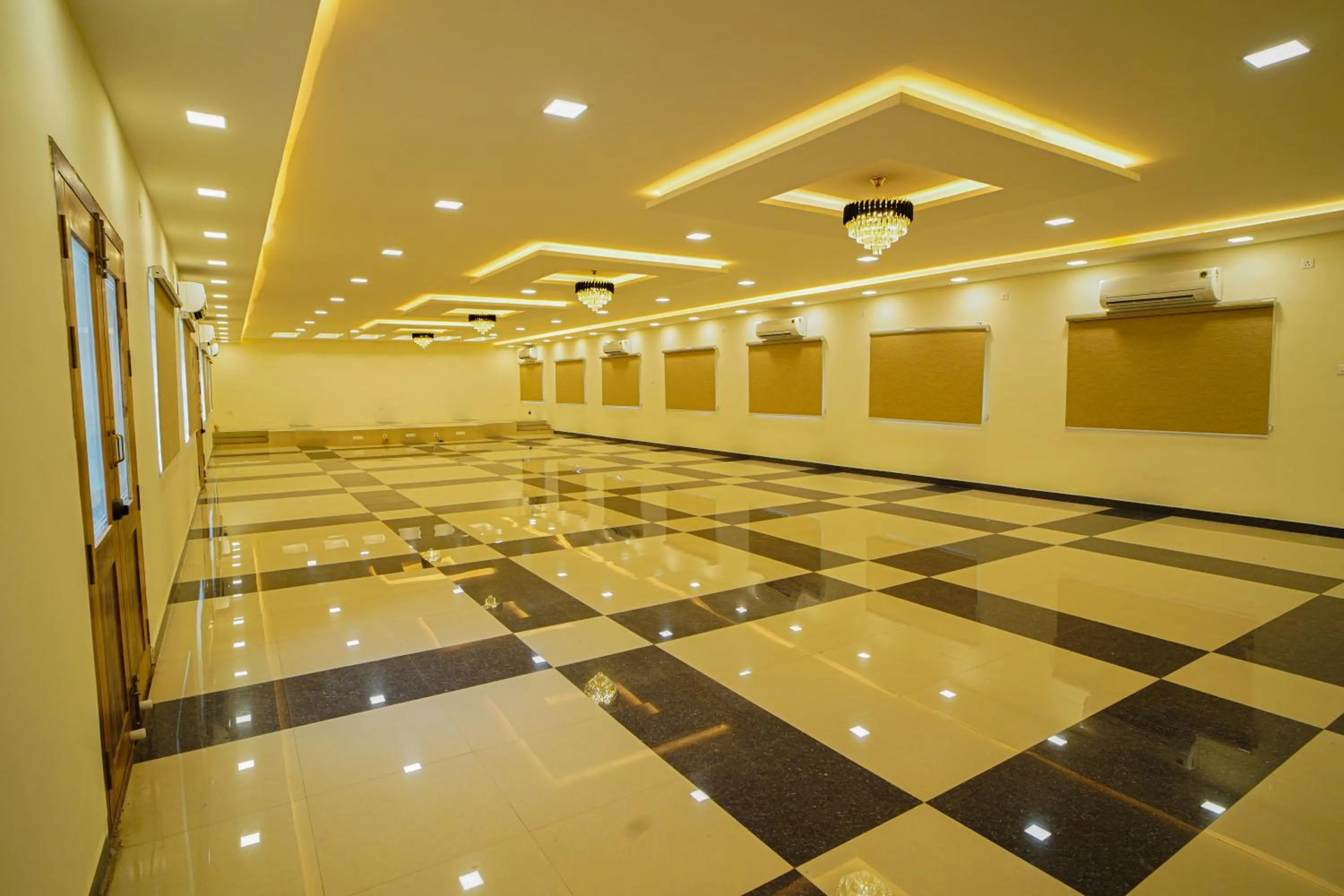 Banquet/Function facilities in TPC Camphor