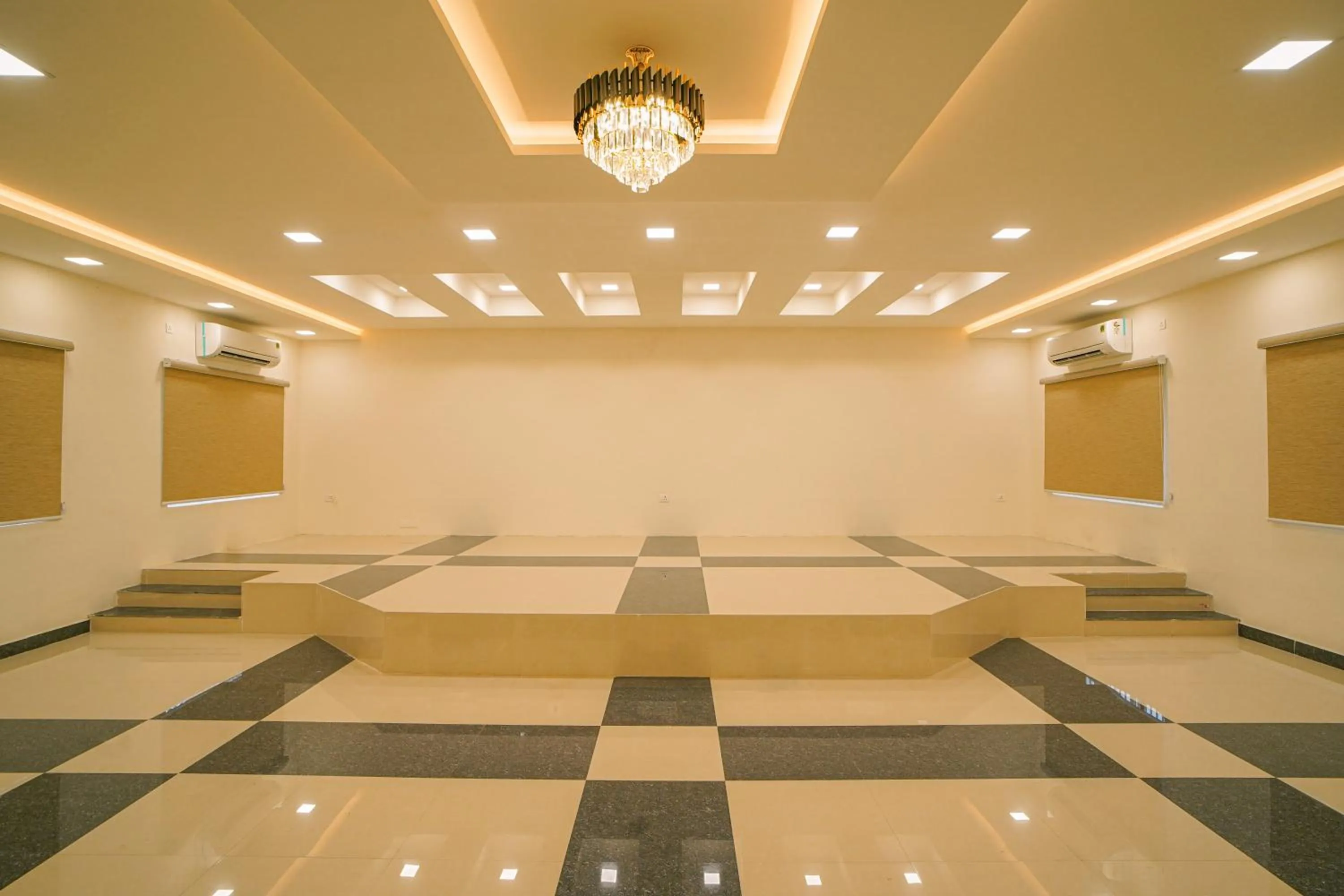 Banquet/Function facilities in TPC Camphor