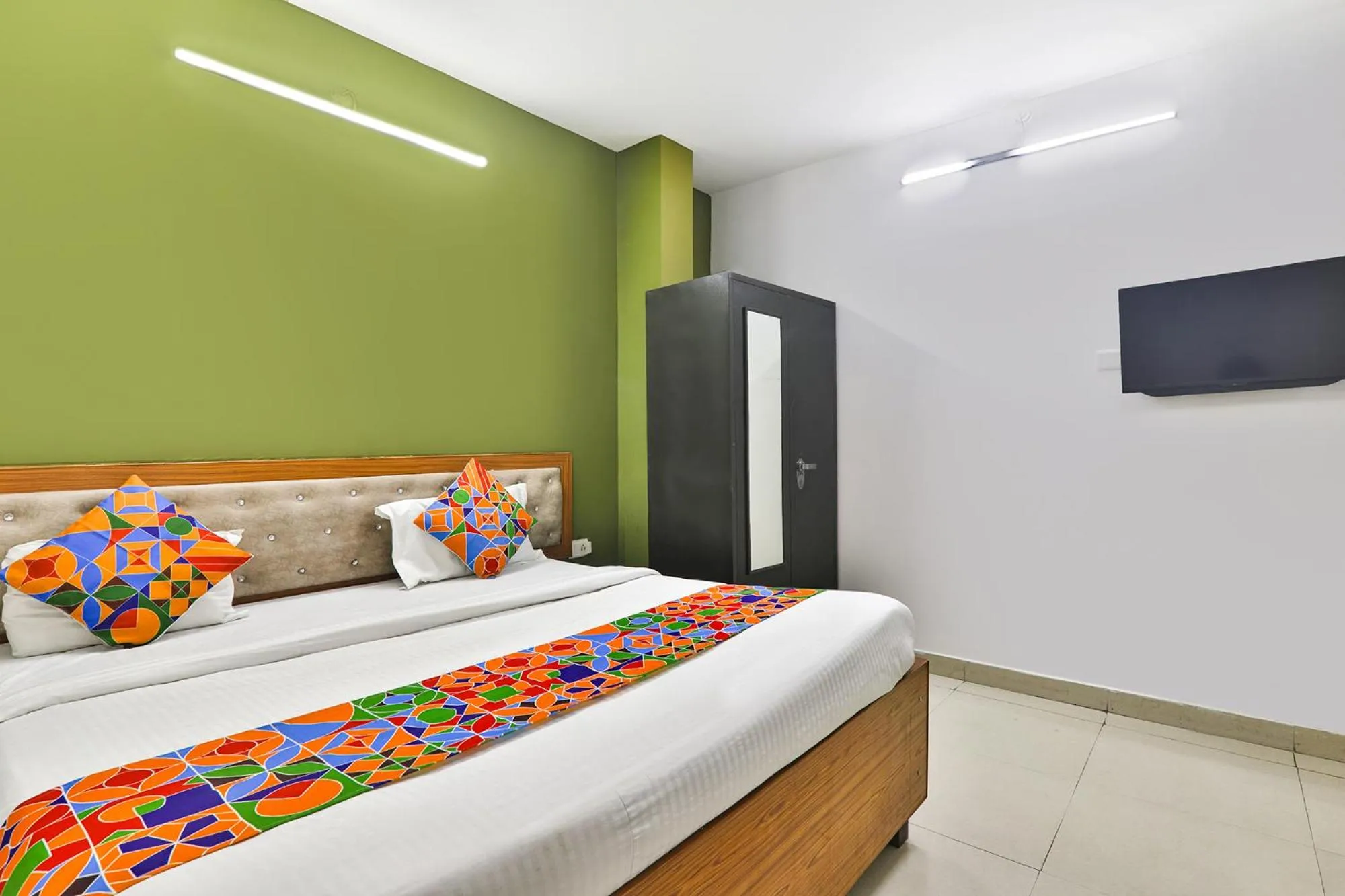 Bedroom, Bed in FabHotel Raas Inn