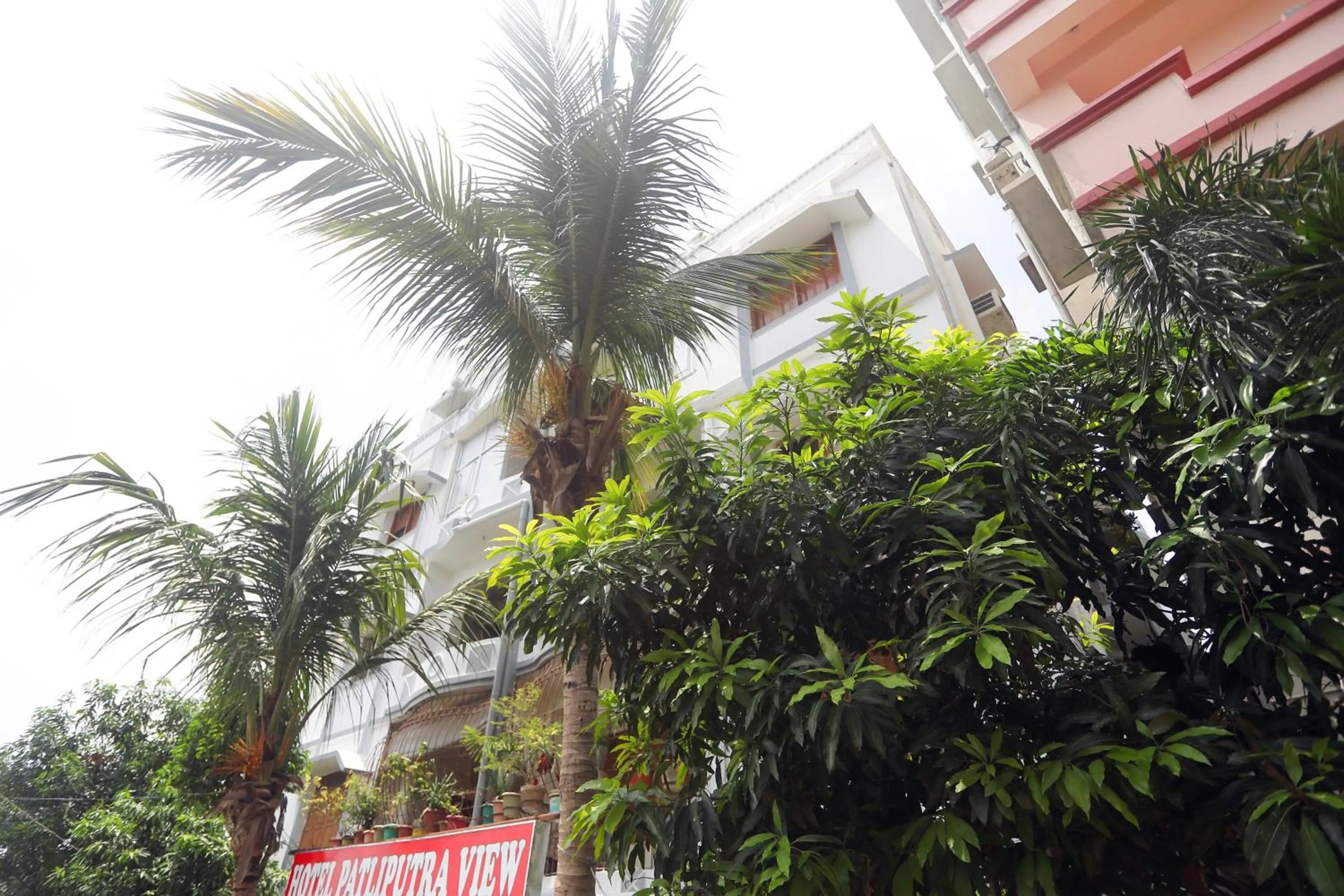 Facade/entrance in Hotel O Patliputra View