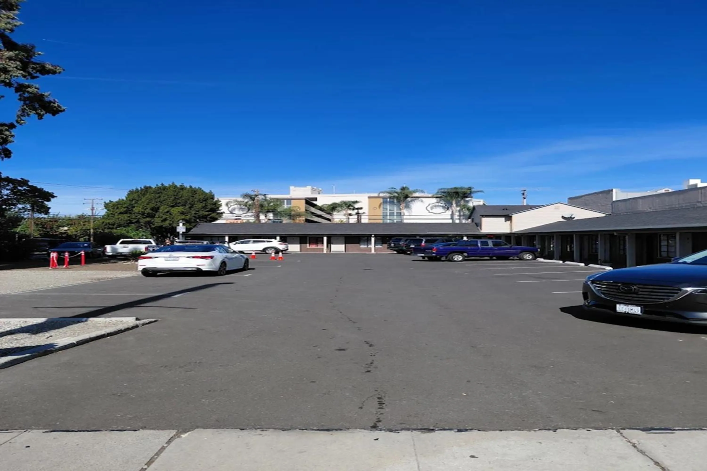 Parking in Garden Motel Redwood City CA
