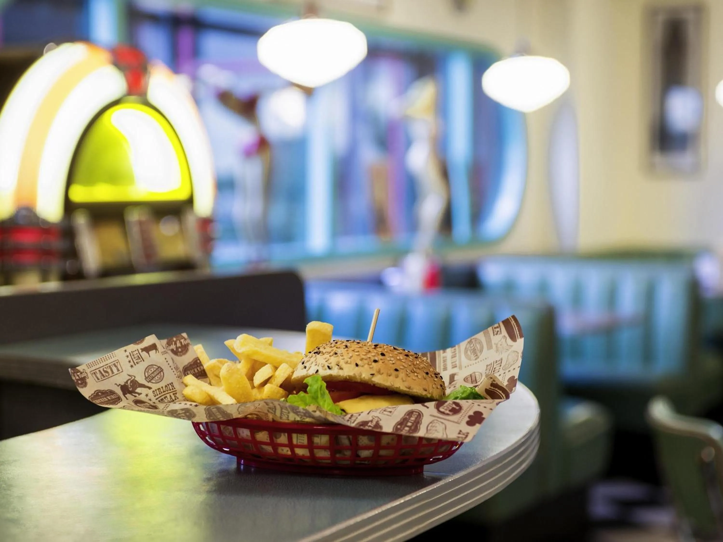 Restaurant/places to eat in Ibis Schiphol Amsterdam Airport