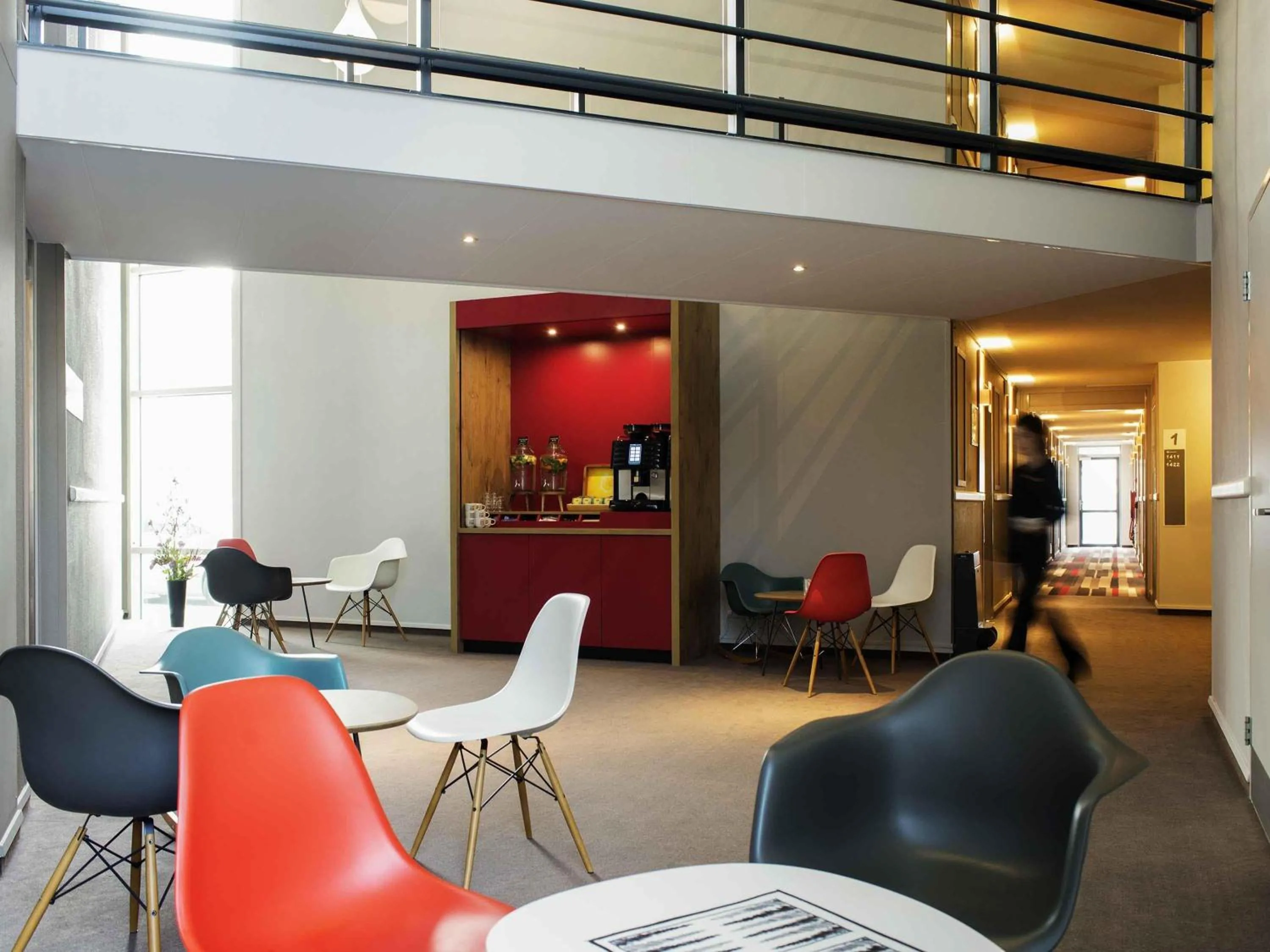 Bedroom in Ibis Schiphol Amsterdam Airport