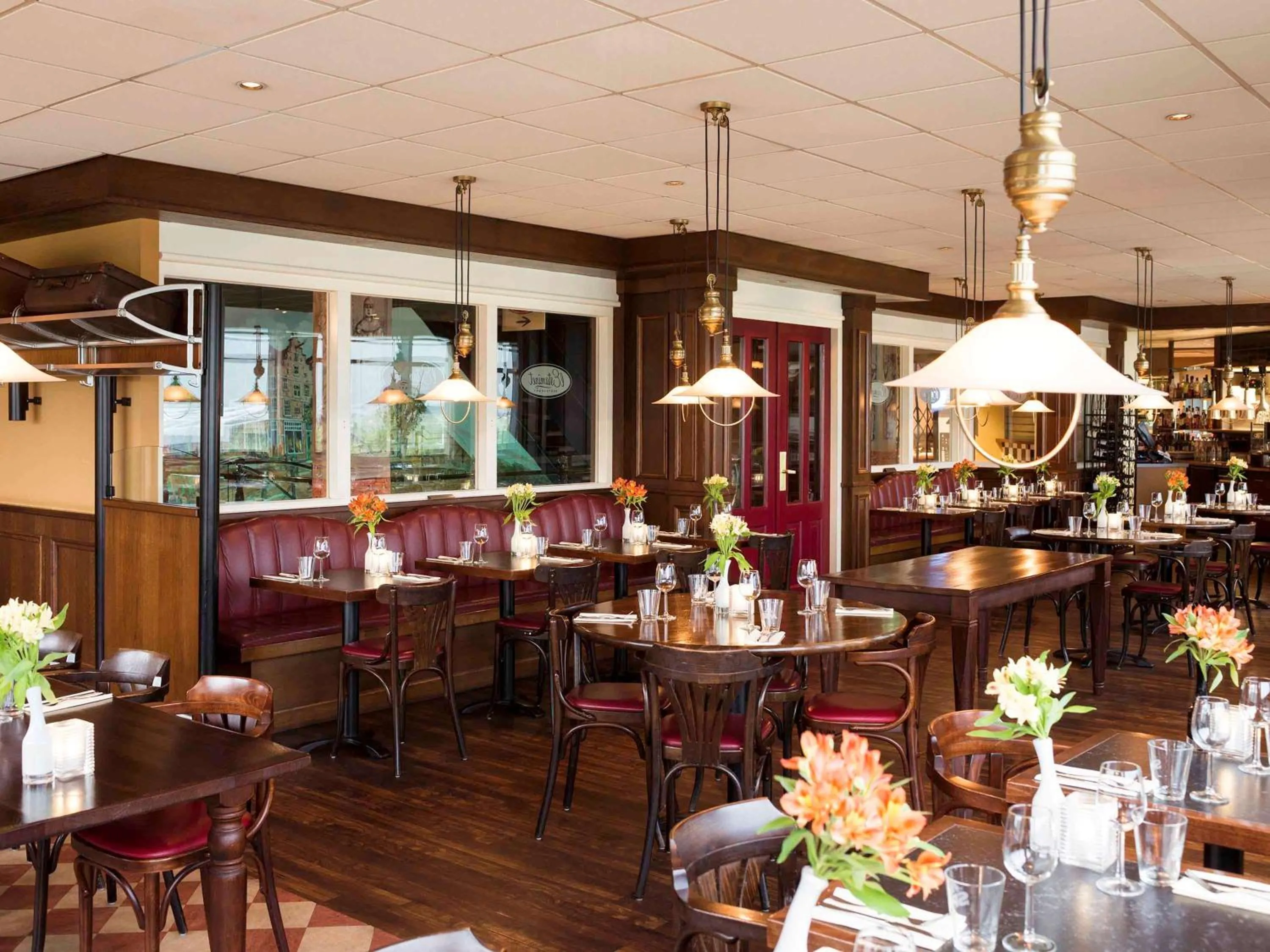 Restaurant/places to eat in Ibis Schiphol Amsterdam Airport