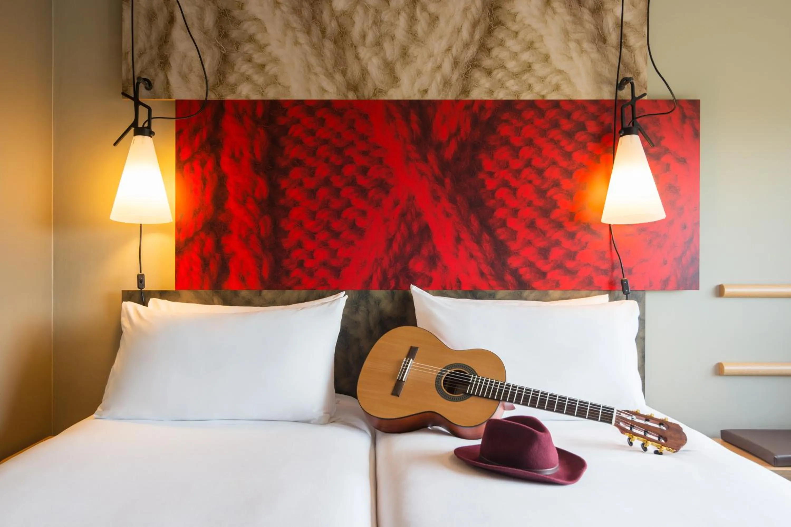 Bedroom, Bed in Ibis Schiphol Amsterdam Airport