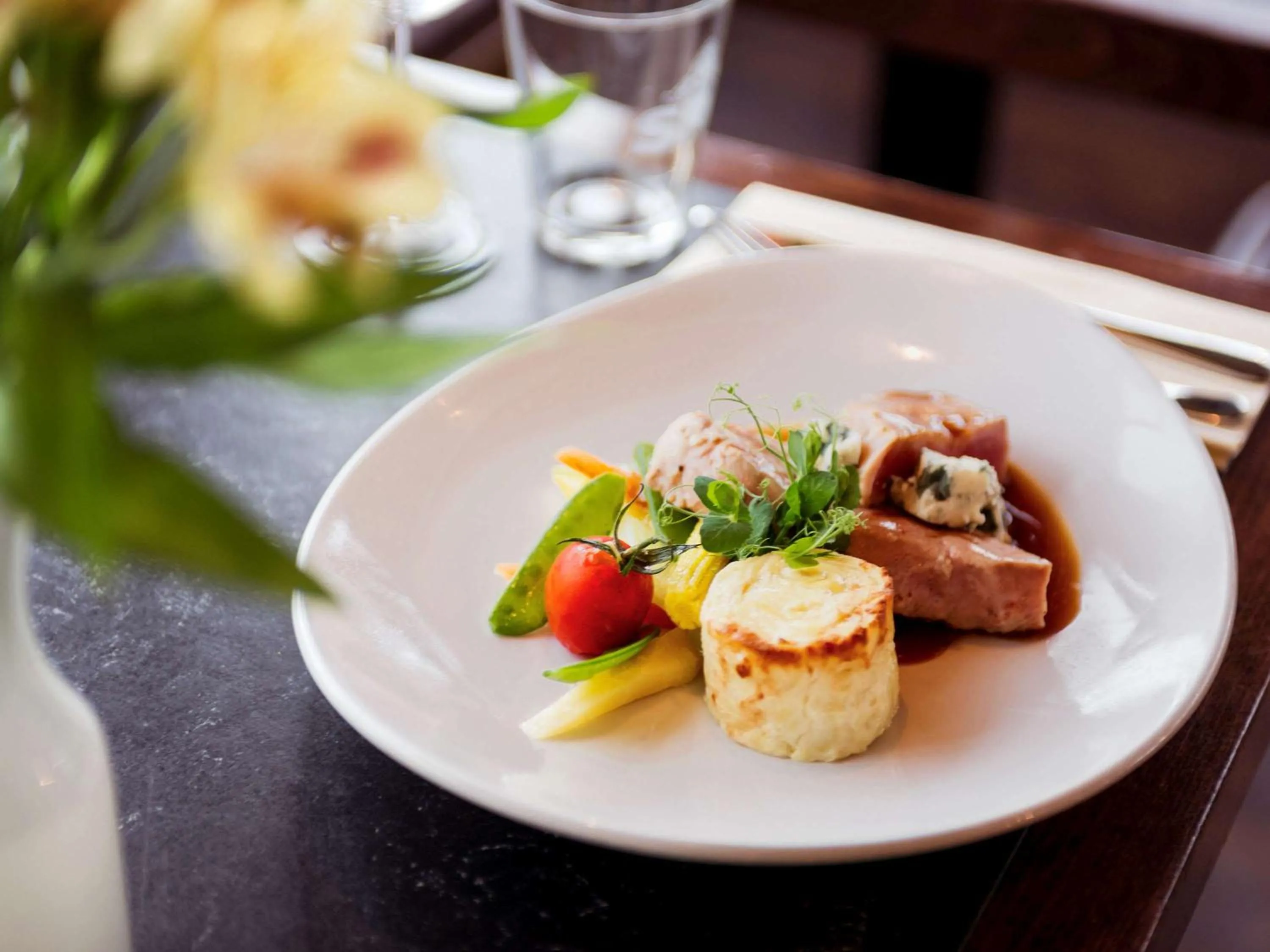 Restaurant/places to eat in Ibis Schiphol Amsterdam Airport