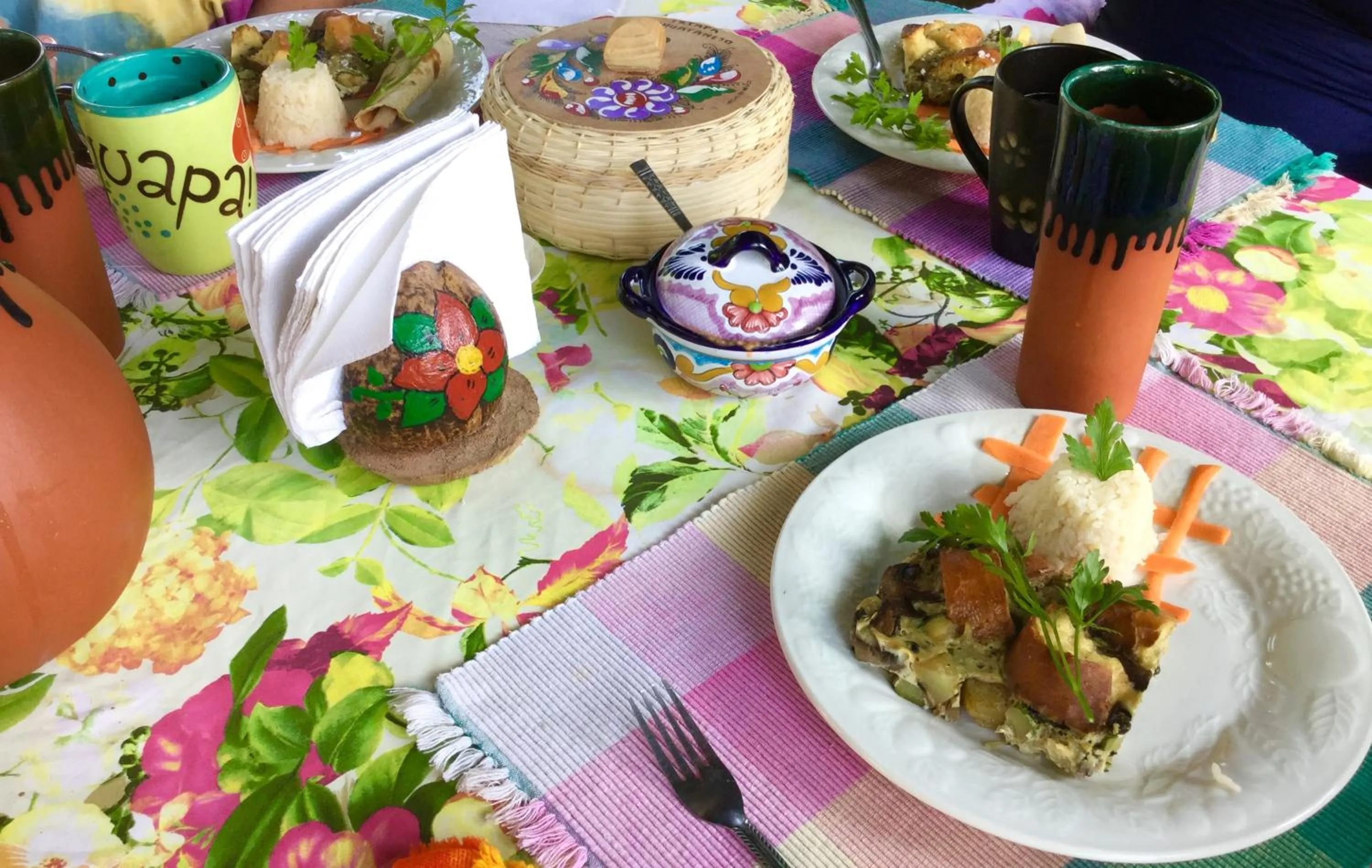 Restaurant/places to eat in Hacienda La Rusa