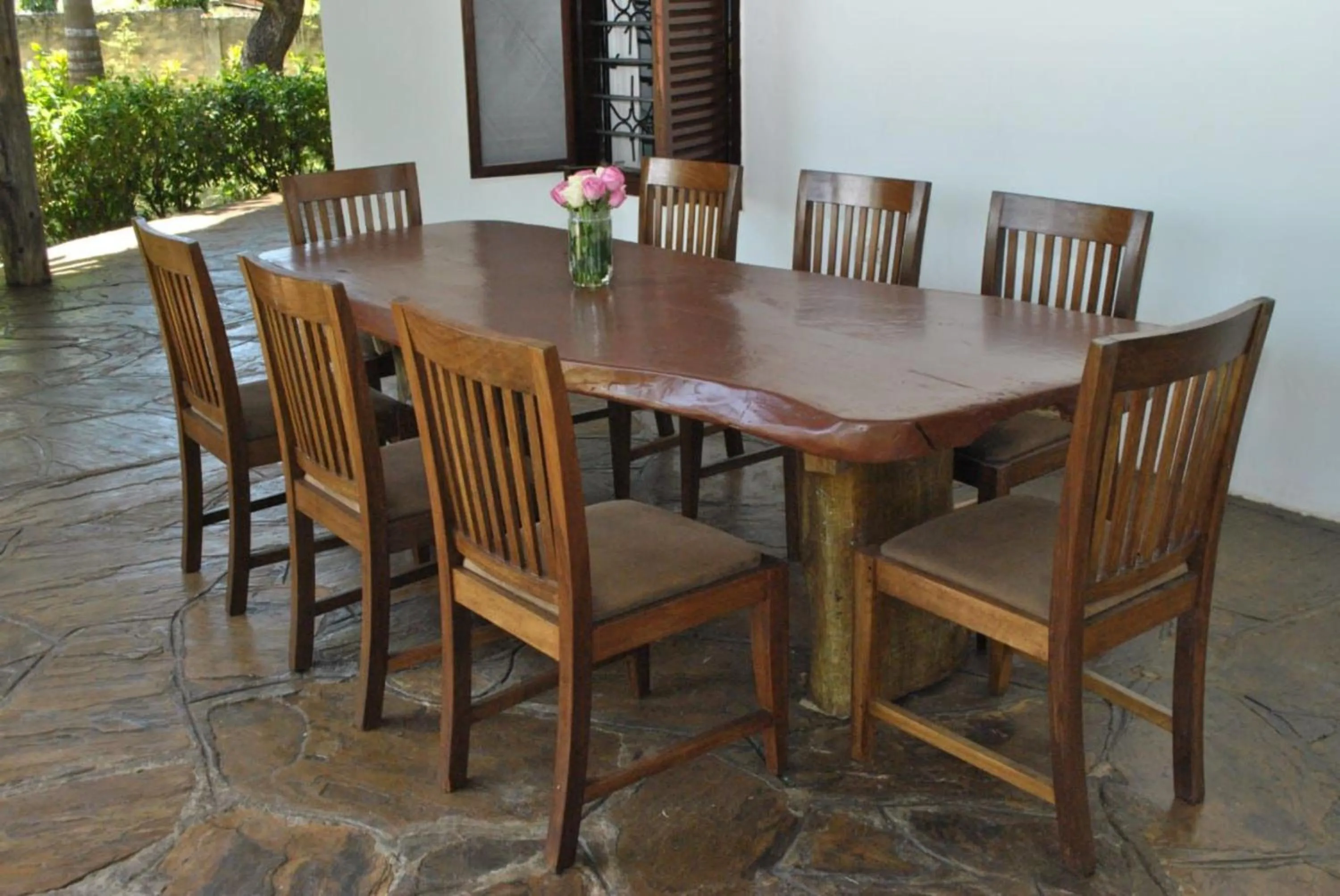 Dining area in Sonnie House Diani
