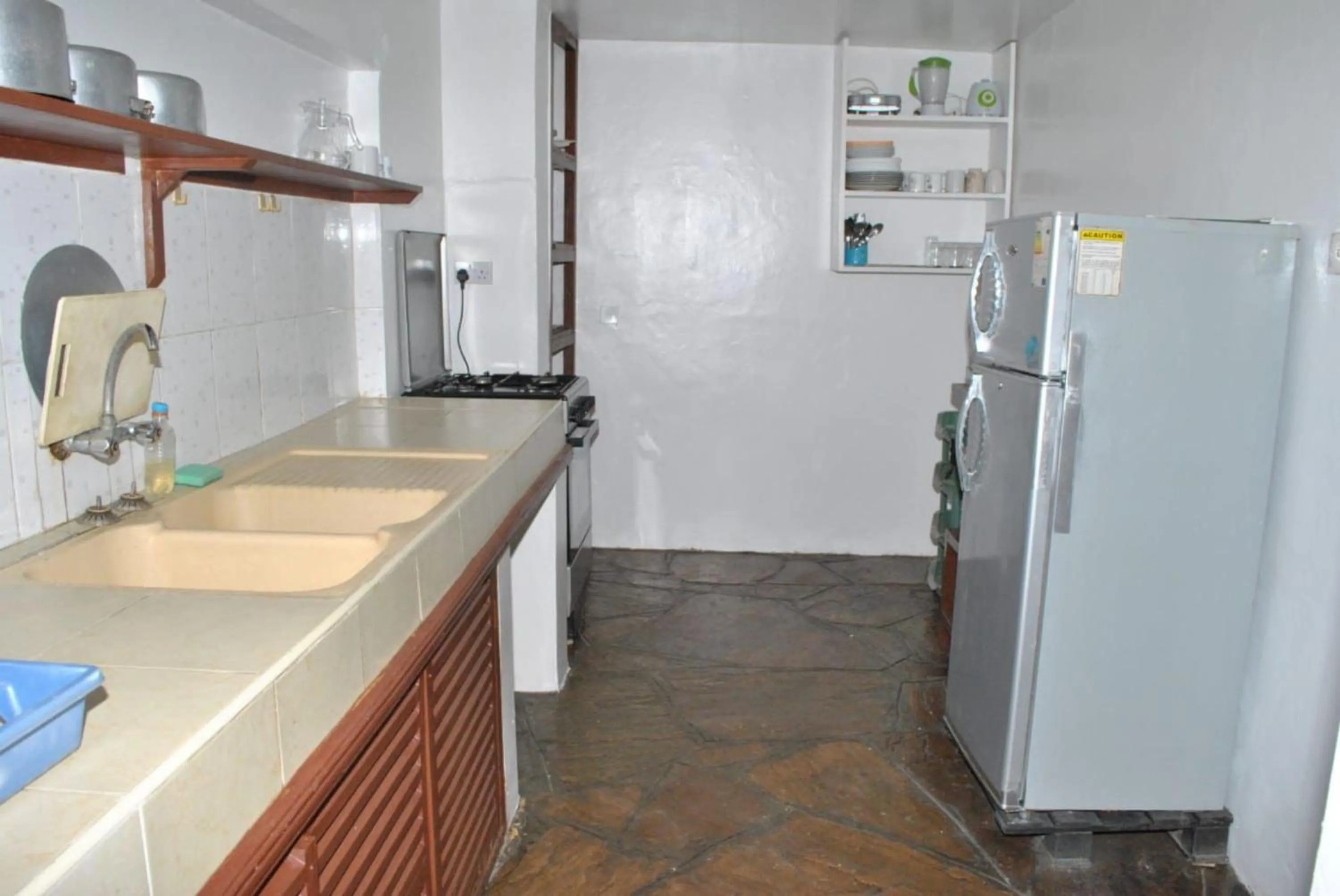 Kitchen or kitchenette in Sonnie House Diani