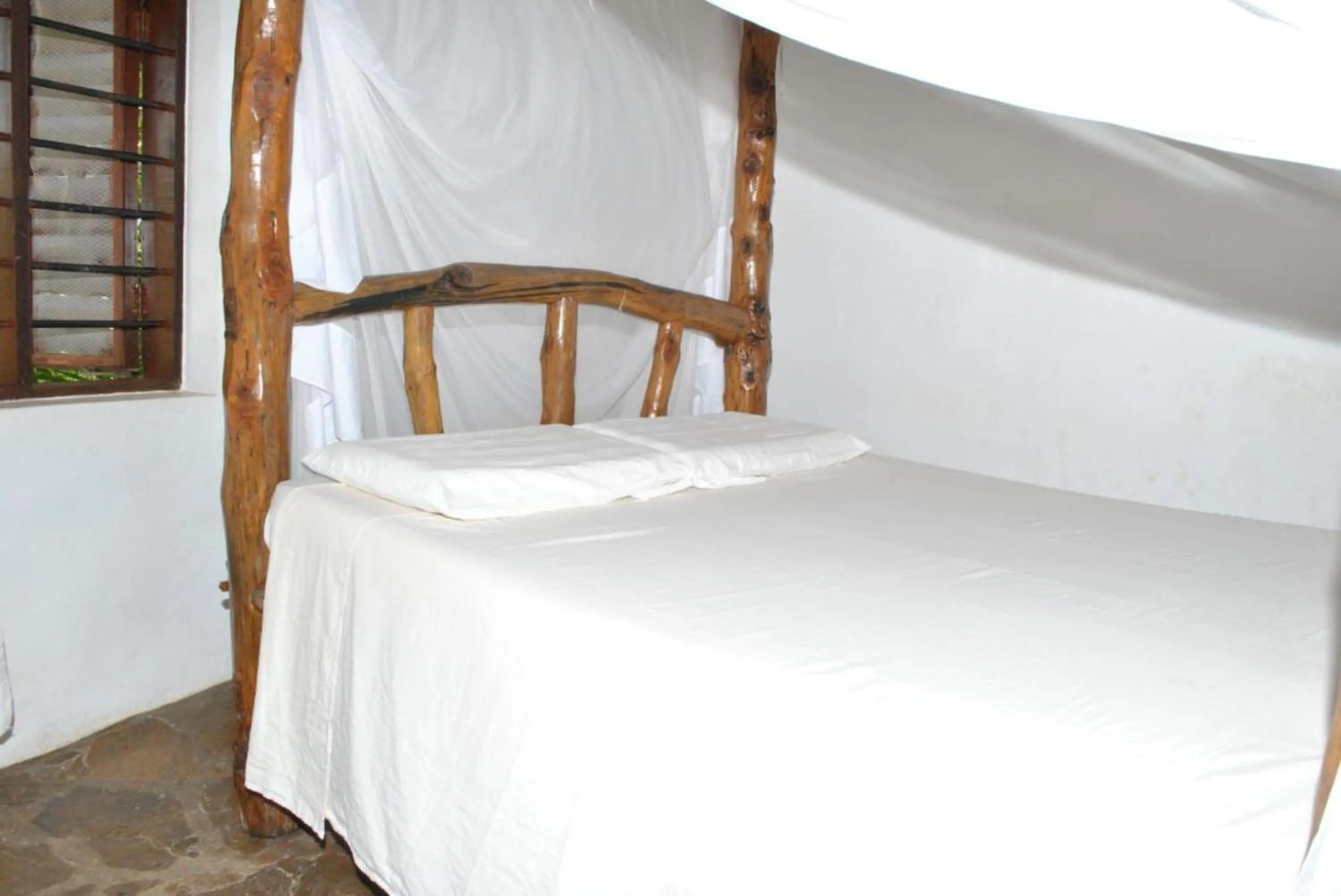 Bed in Sonnie House Diani