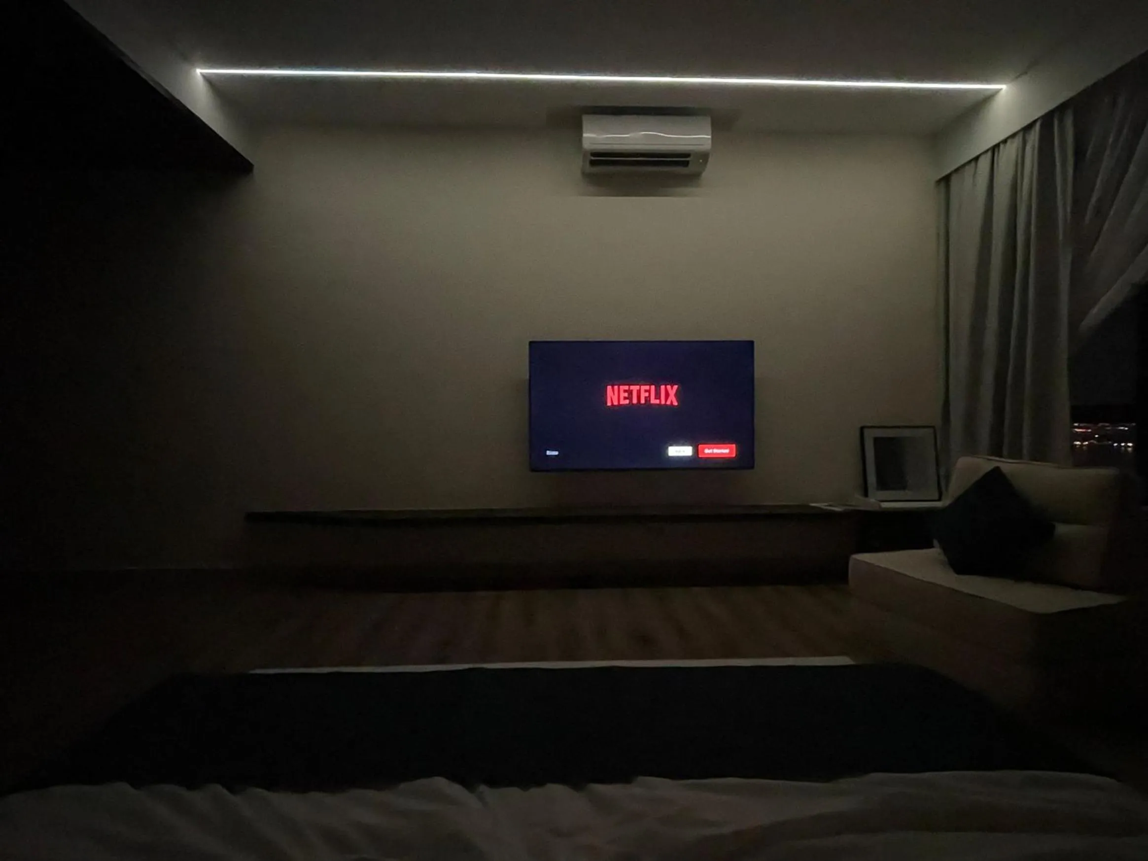 TV and multimedia, Bed in Twin Tower Johor Bahru by Glex