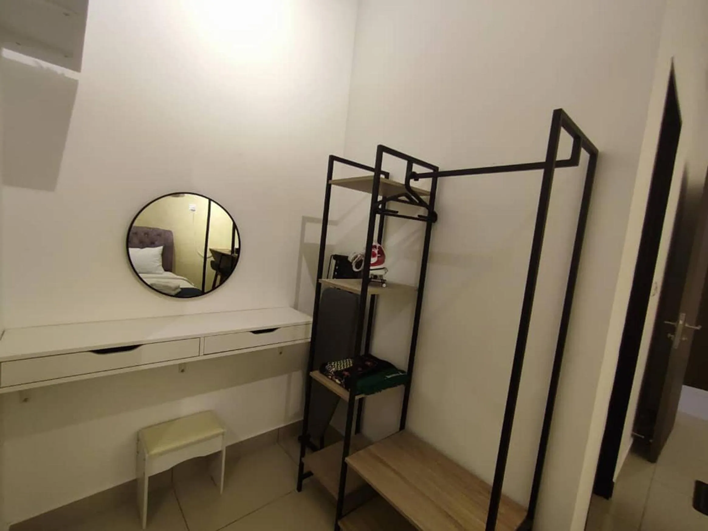 Photo of the whole room in Twin Tower Johor Bahru by Glex