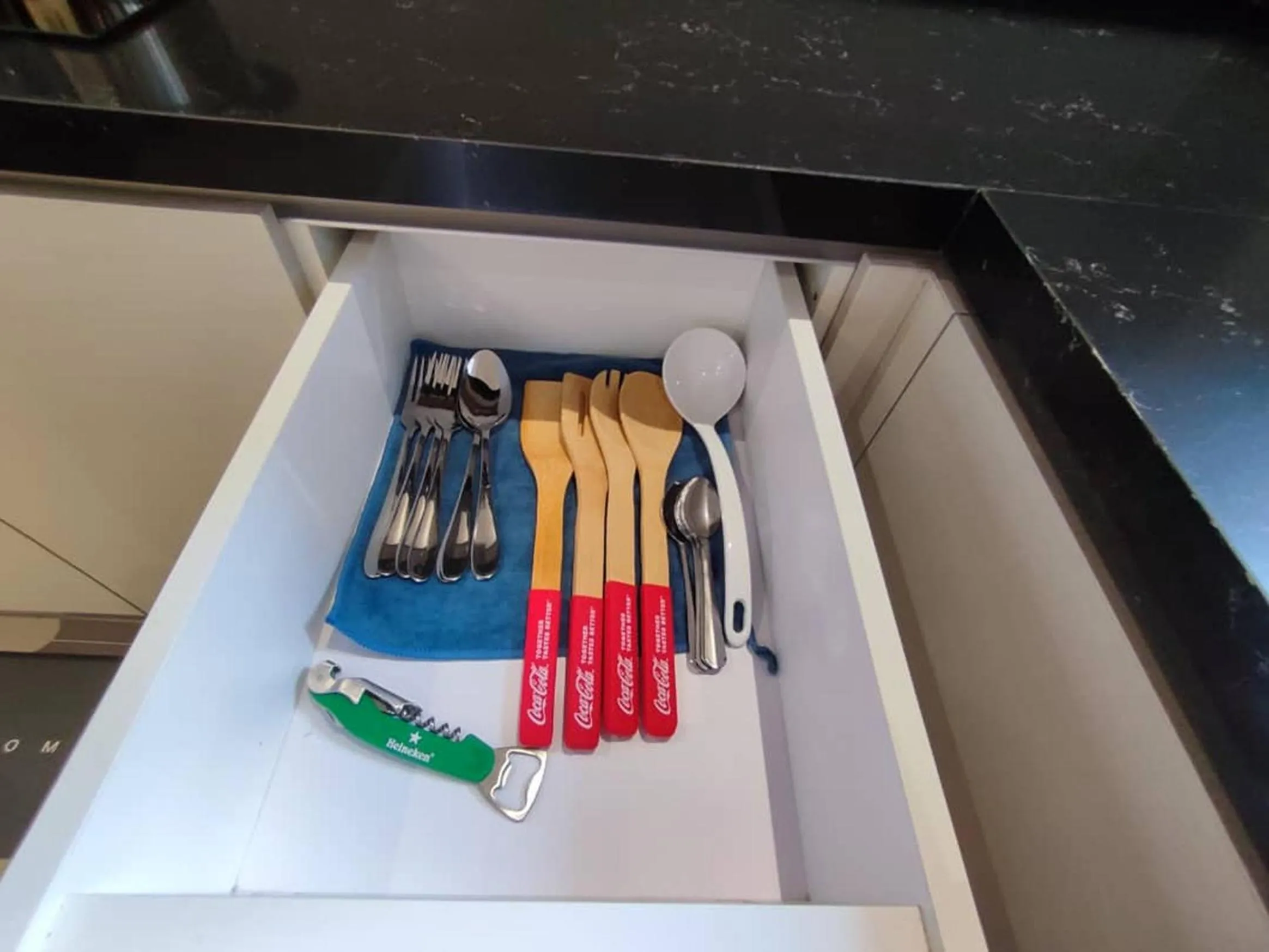 kitchen in Twin Tower Johor Bahru by Glex