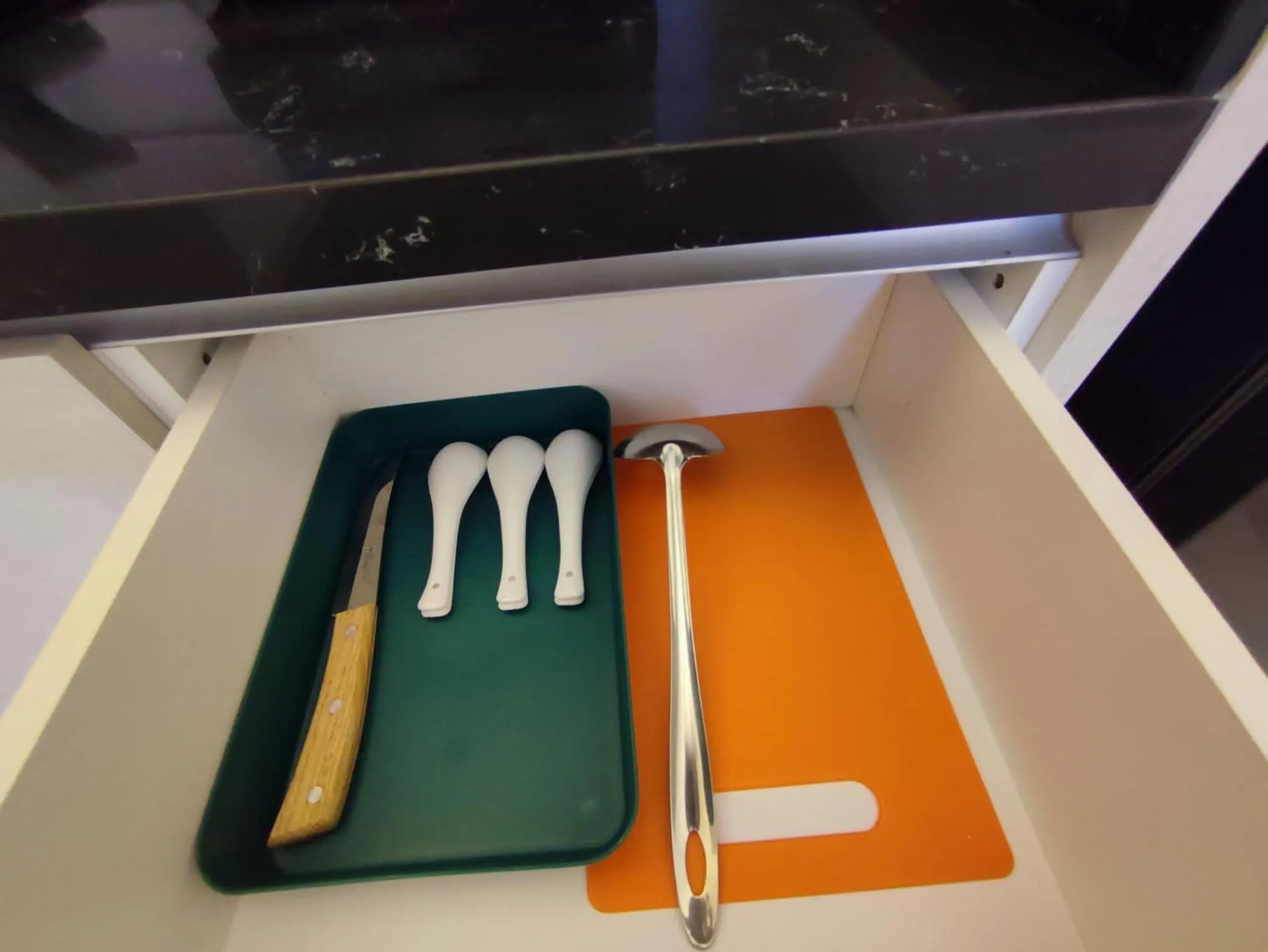 Kitchen or kitchenette in Twin Tower Johor Bahru by Glex