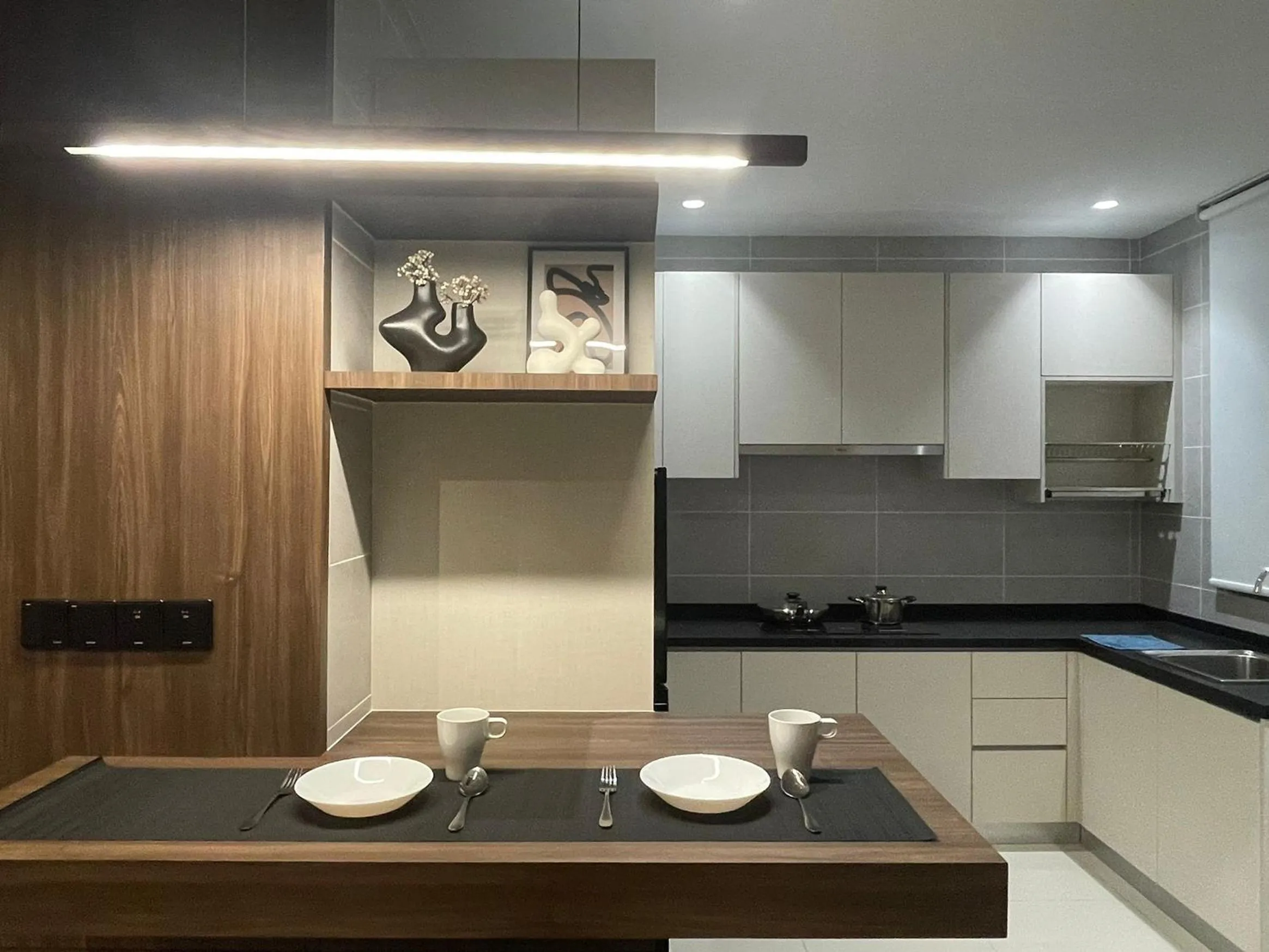 Kitchen or kitchenette in Twin Tower Johor Bahru by Glex