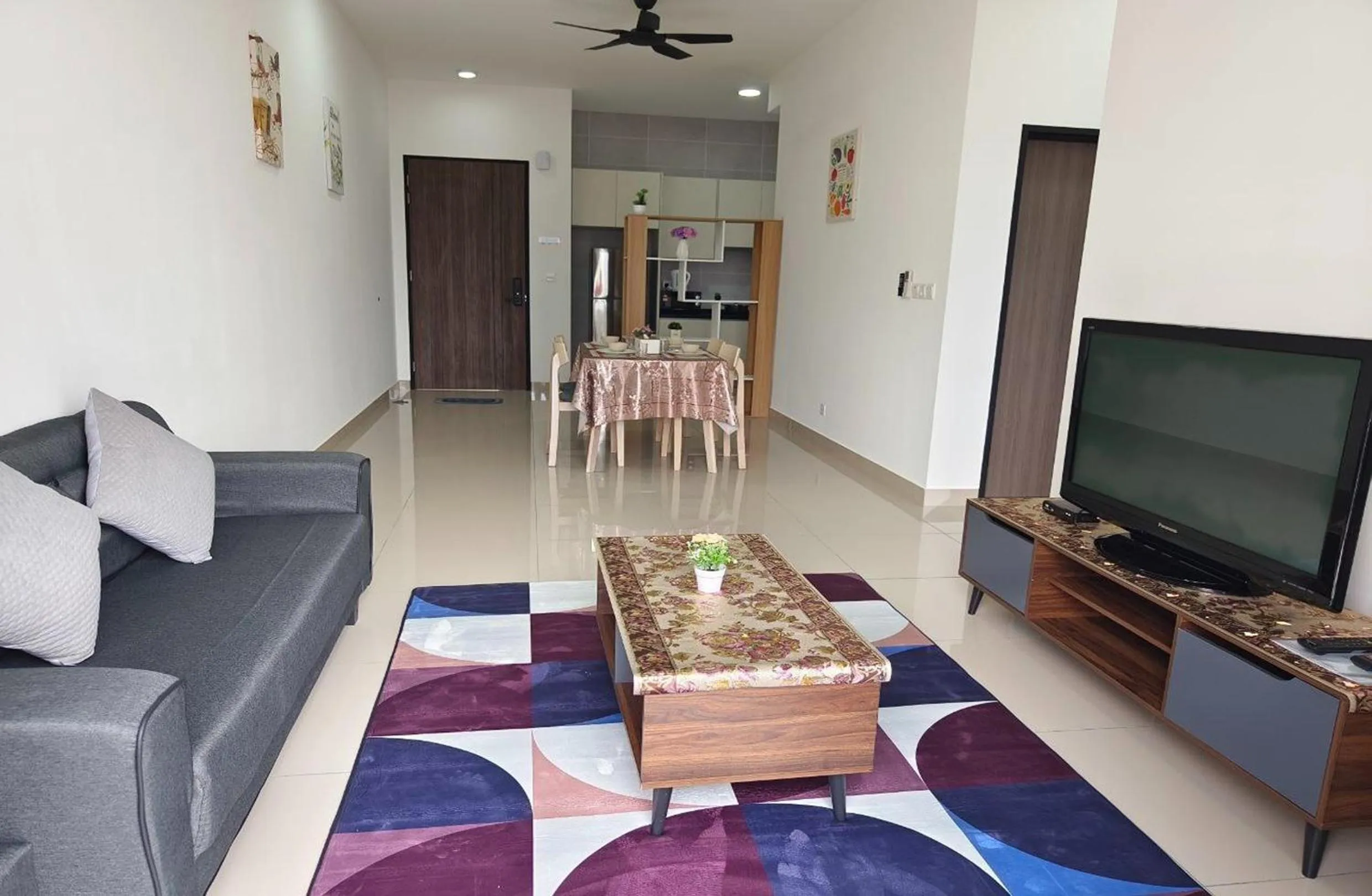 TV and multimedia in Twin Tower Johor Bahru by Glex