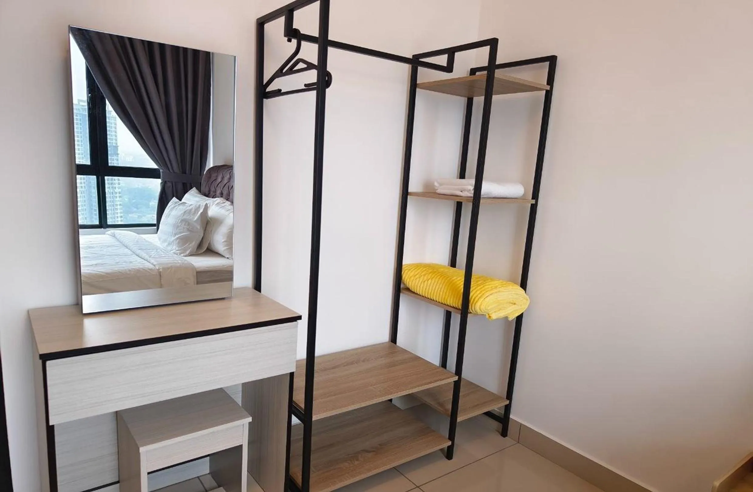 Bed in Twin Tower Johor Bahru by Glex