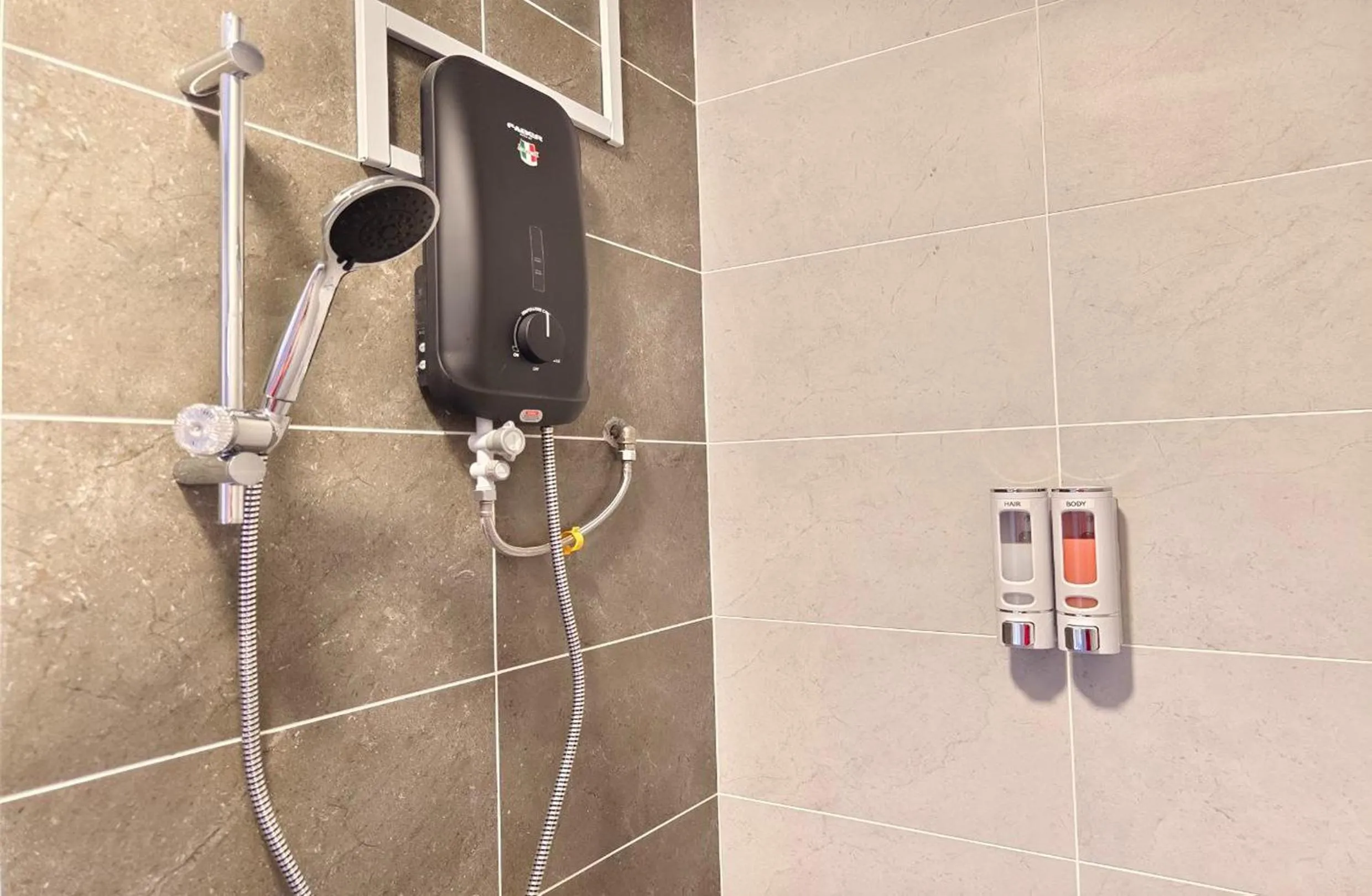 Shower in Twin Tower Johor Bahru by Glex