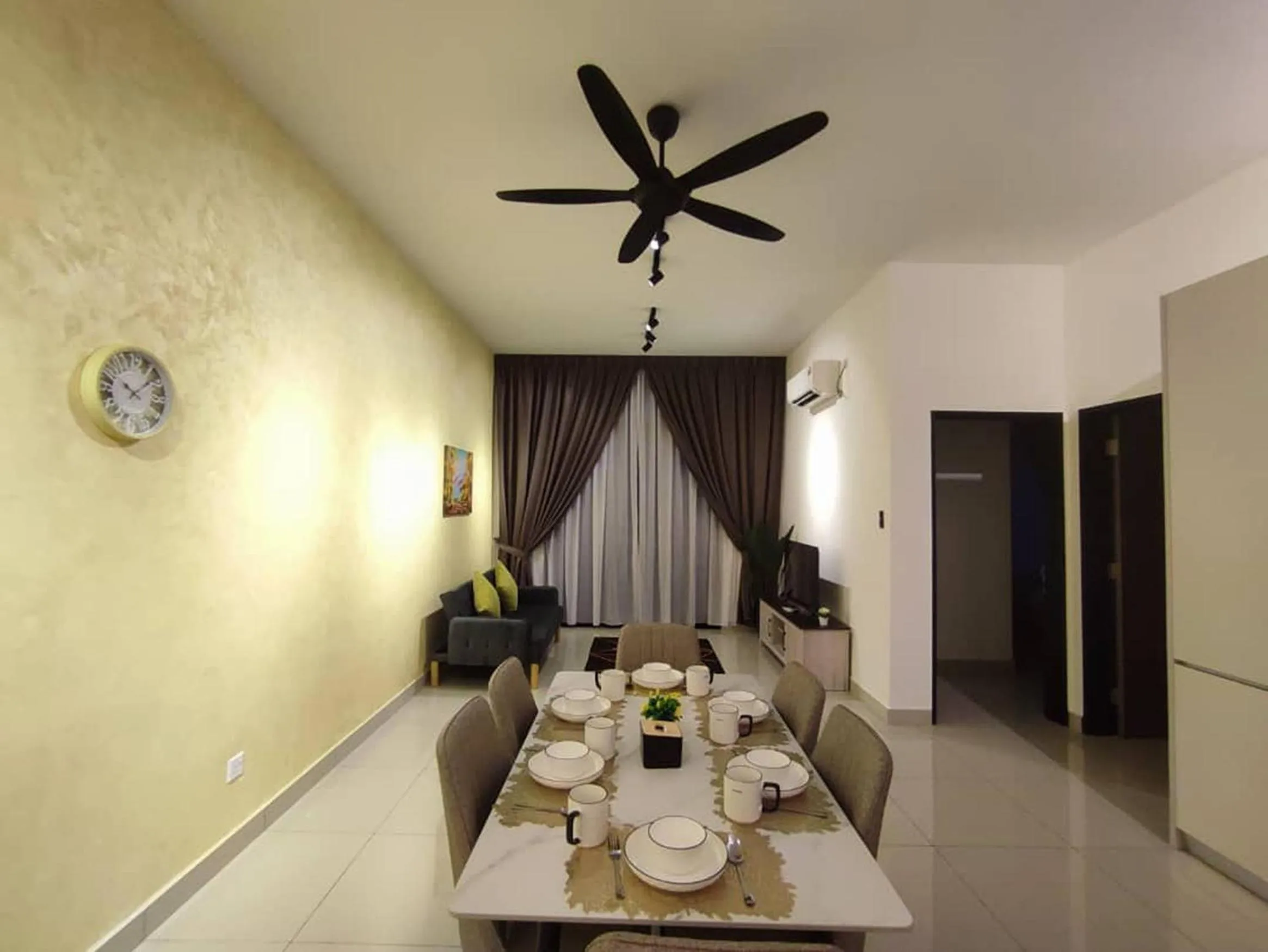 Living room in Twin Tower Johor Bahru by Glex