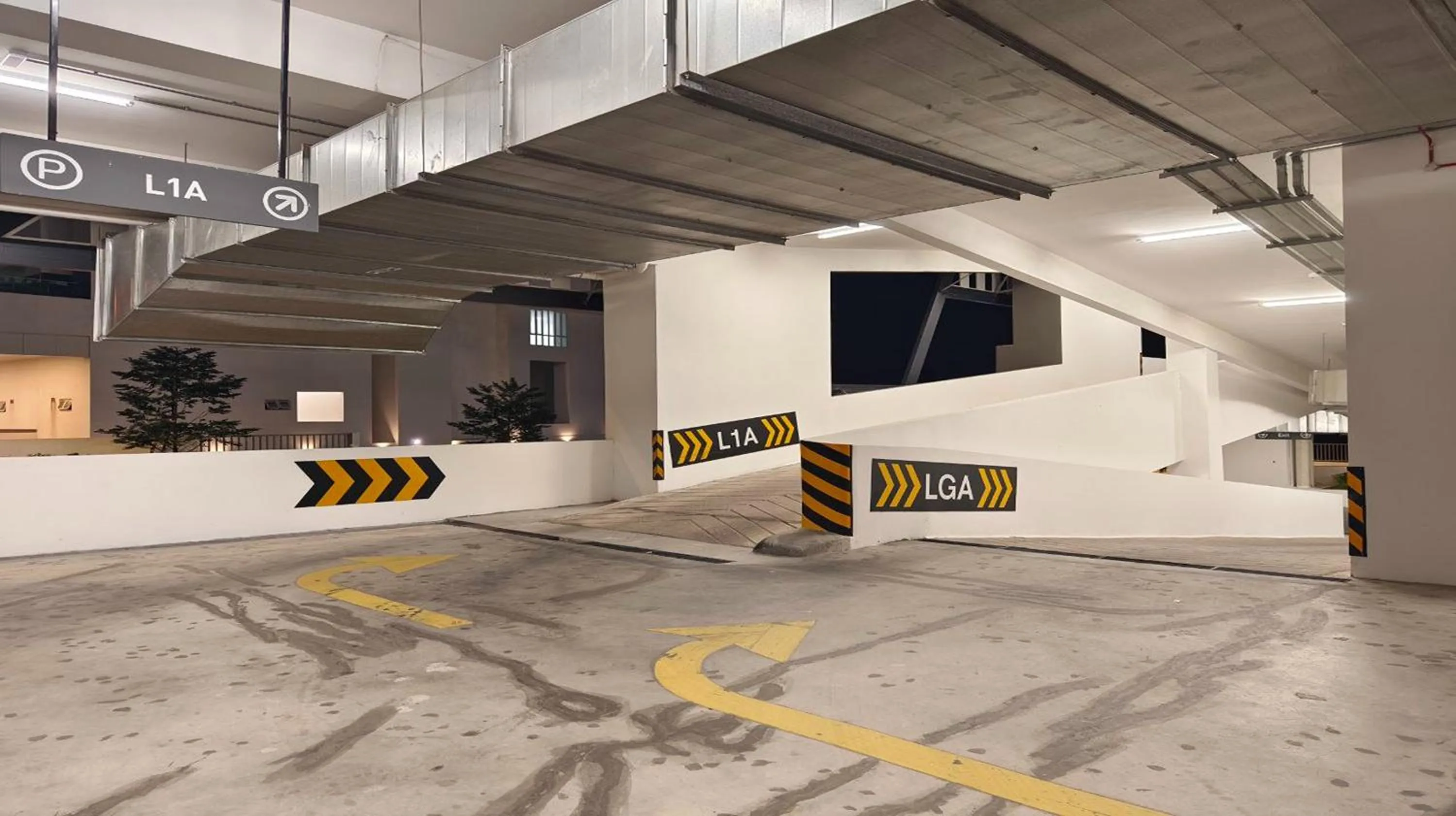 Parking in Twin Tower Johor Bahru by Glex