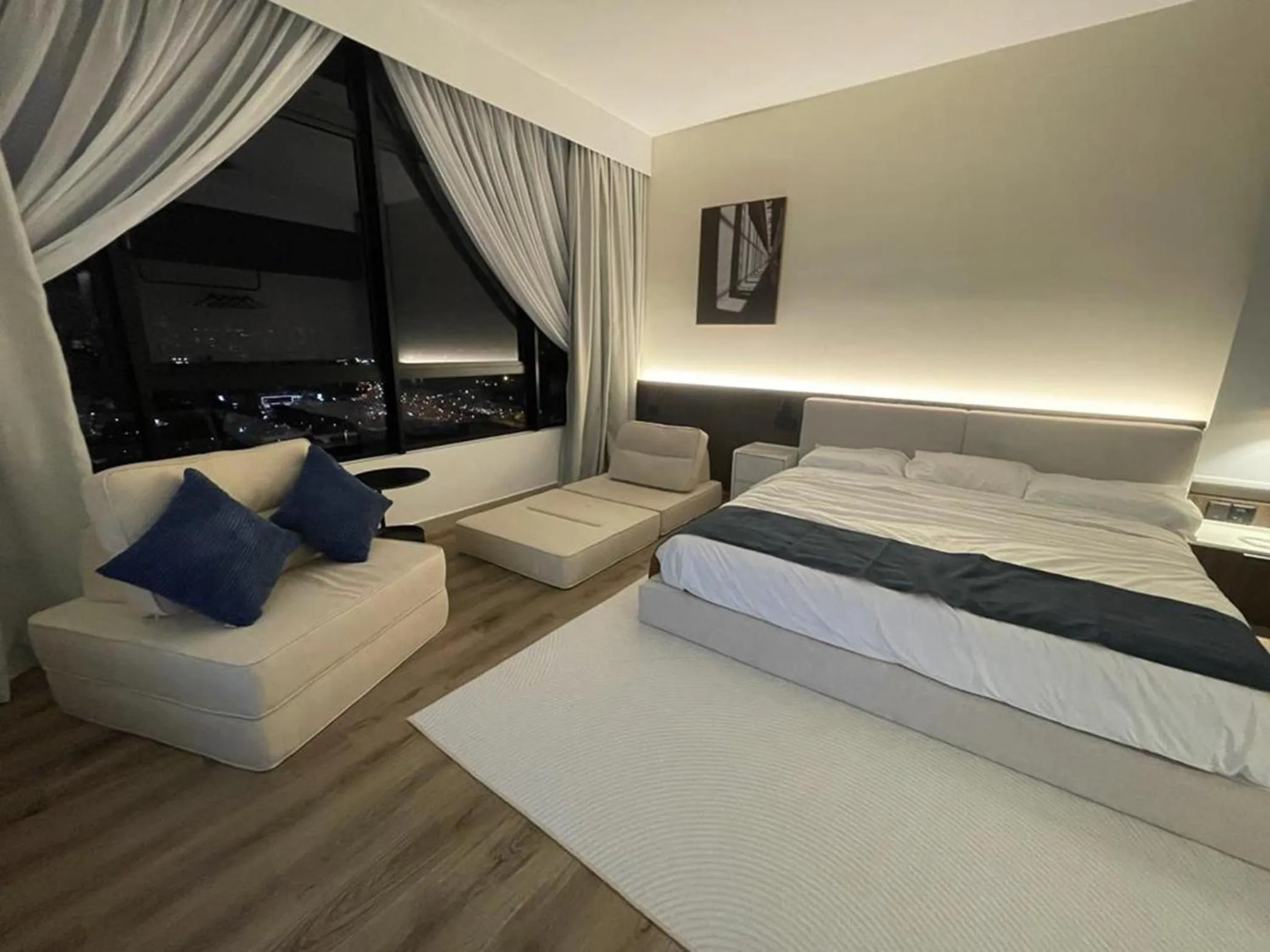 Living room, Bed in Twin Tower Johor Bahru by Glex
