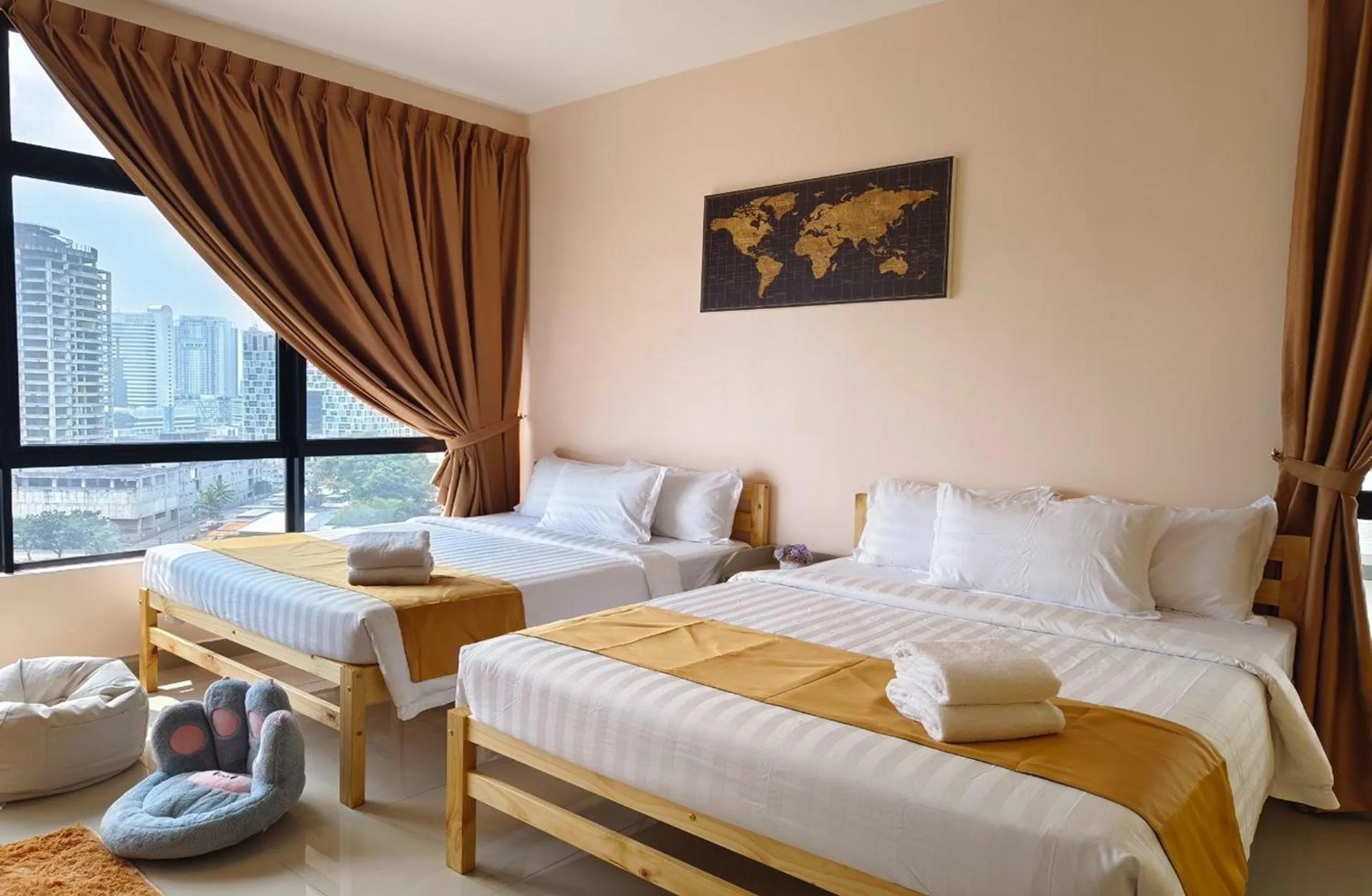 Photo of the whole room, Bed in Twin Tower Johor Bahru by Glex