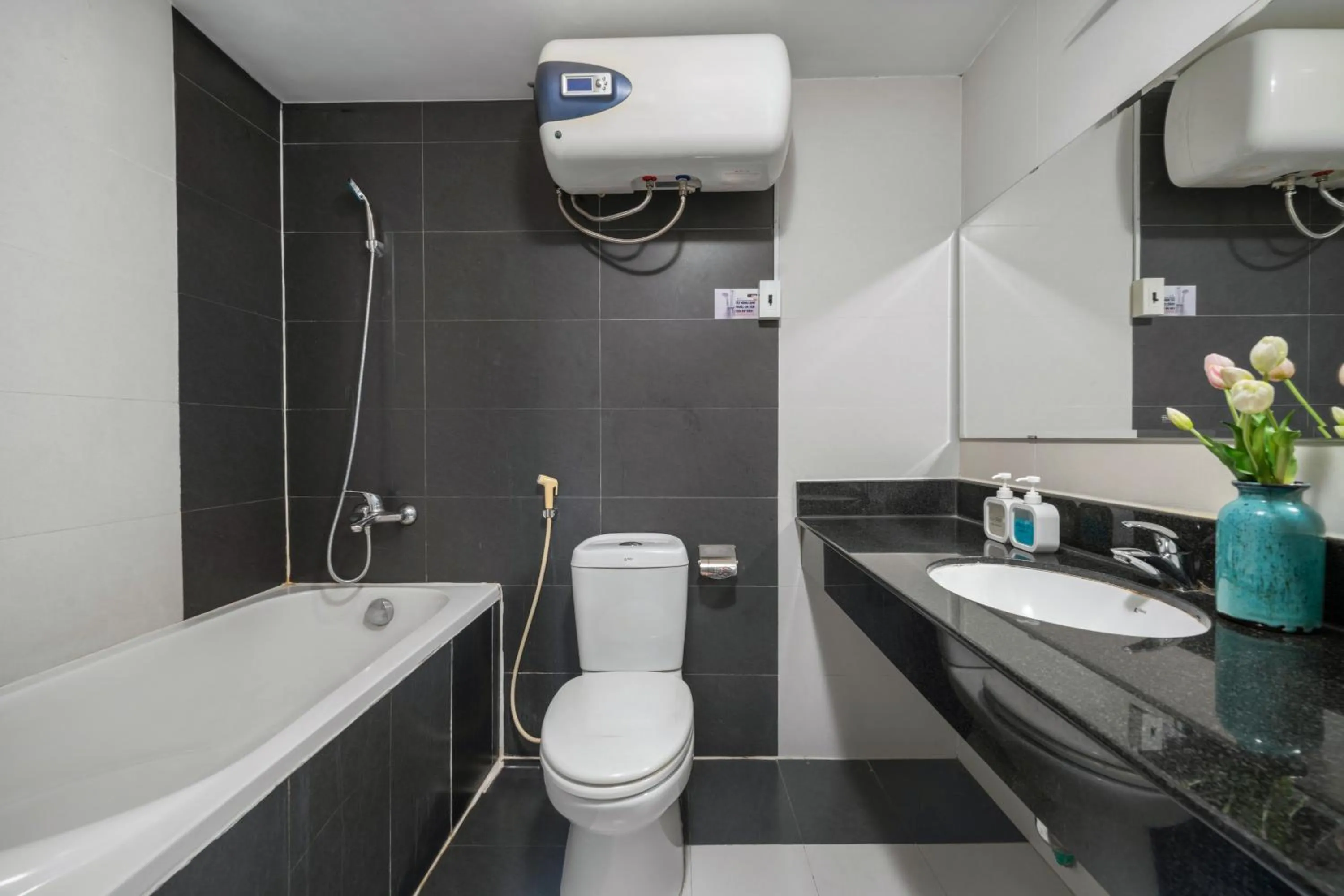 Toilet in Vina Spa Hotel