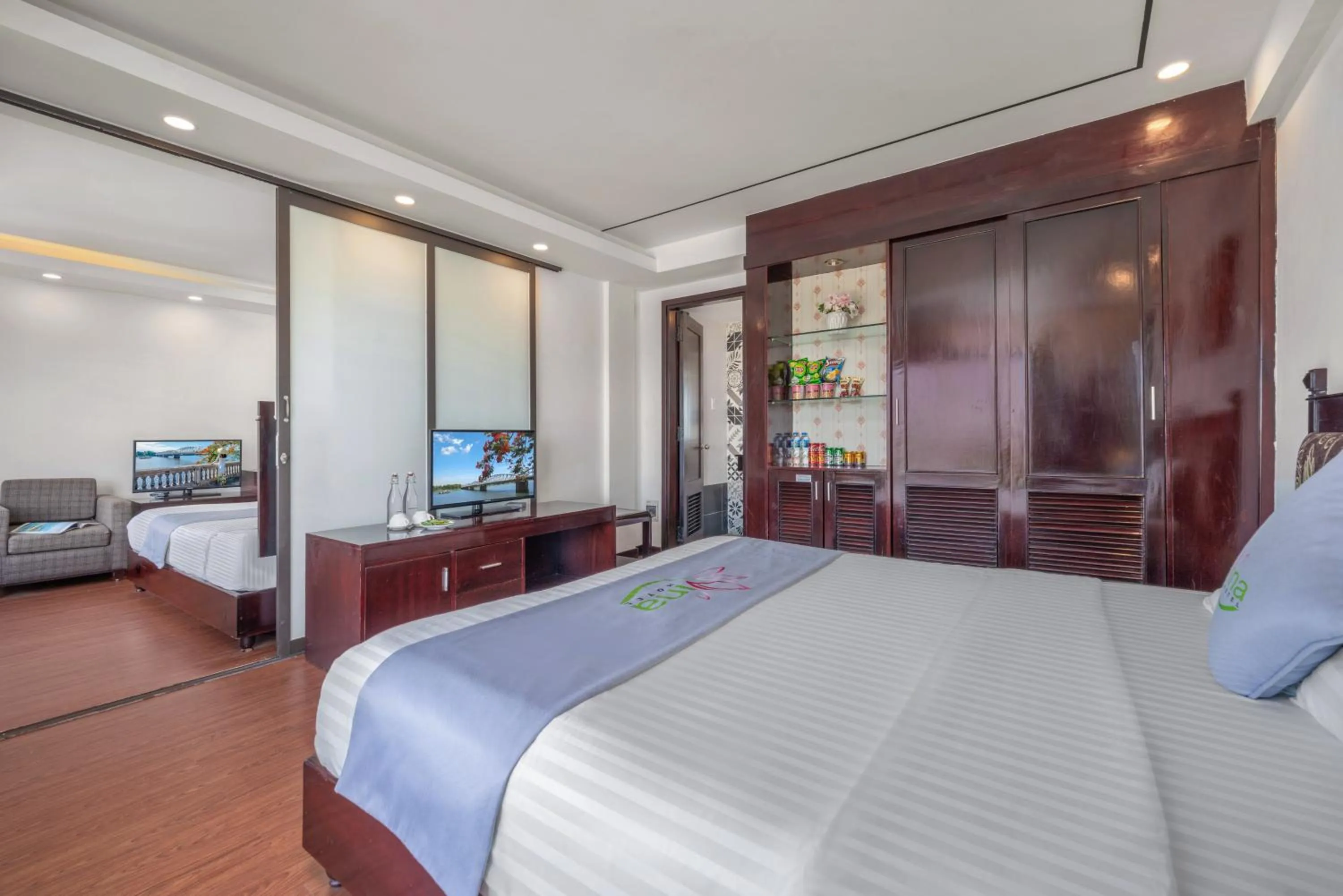 Bed in Vina Spa Hotel