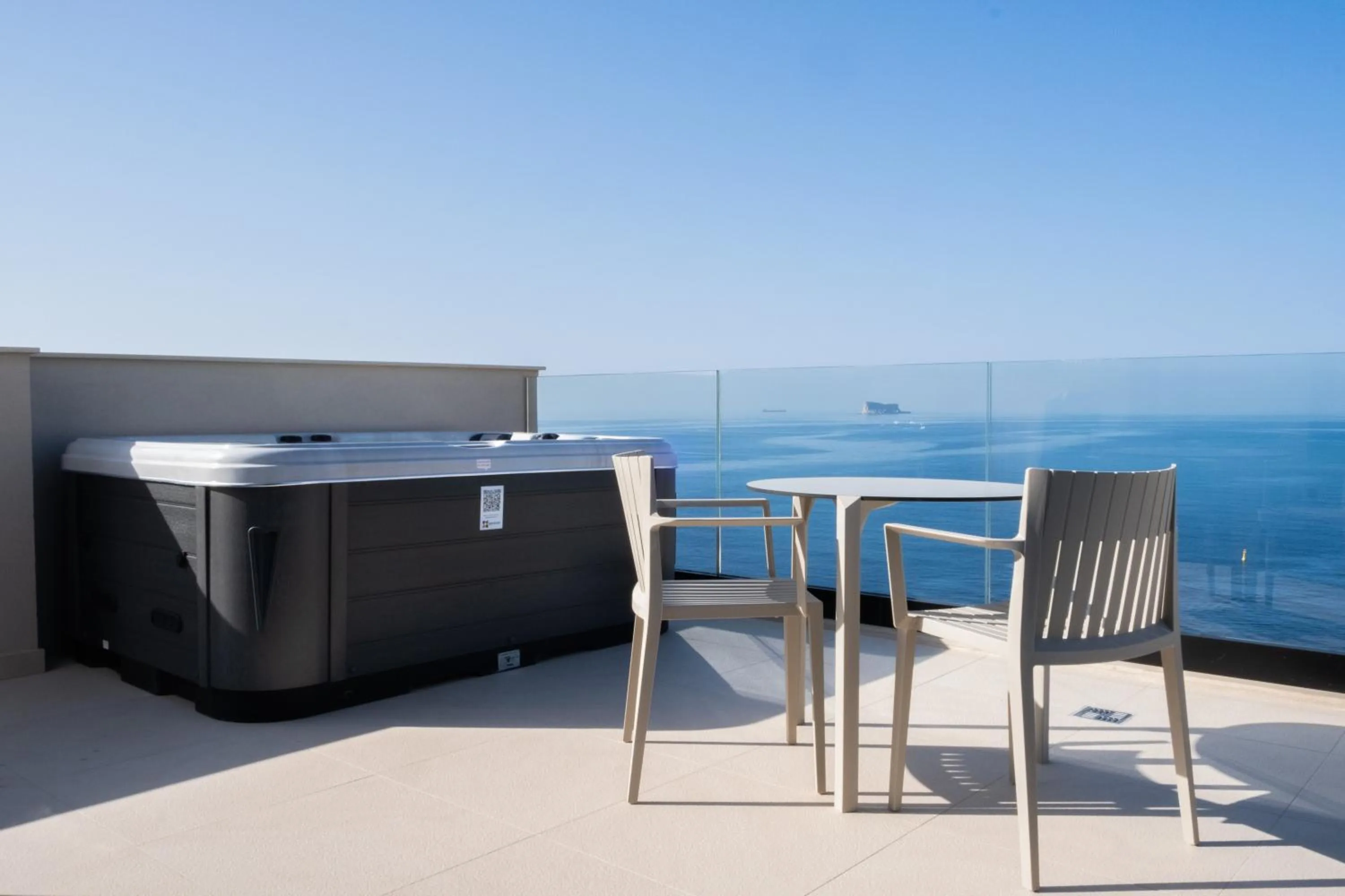 Hot Tub in Deep Blu Boutique Hotel