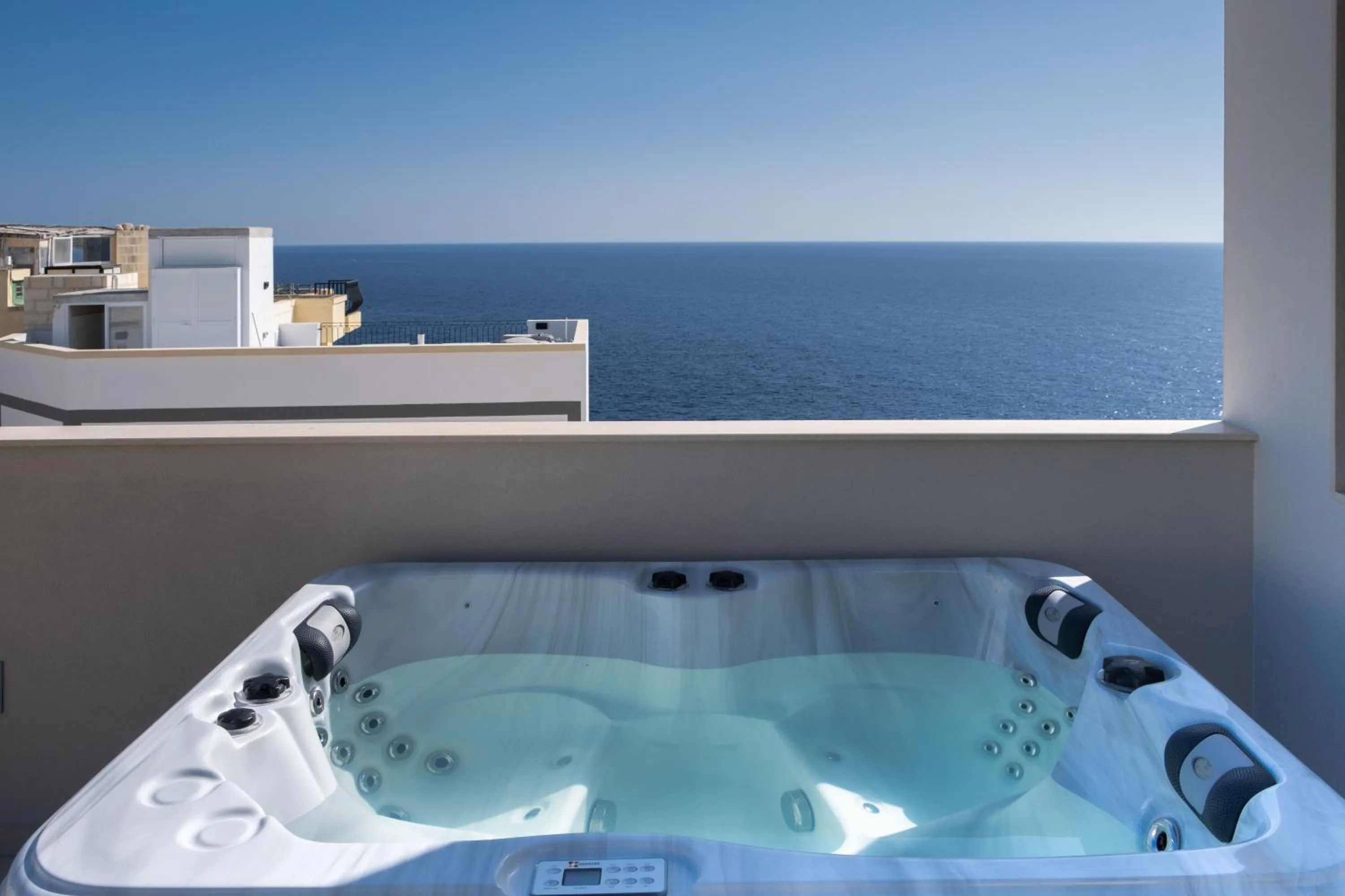 Hot Tub in Deep Blu Boutique Hotel