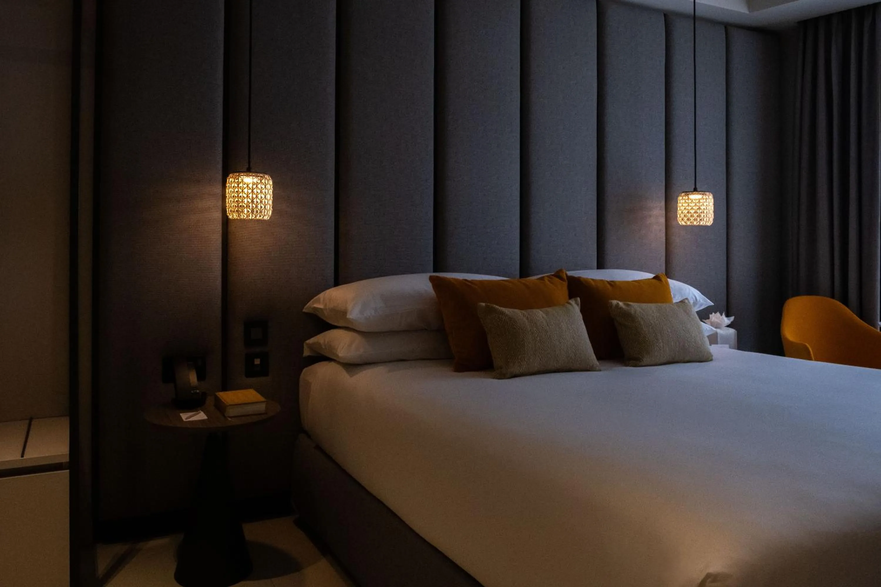 Bed in Deep Blu Boutique Hotel