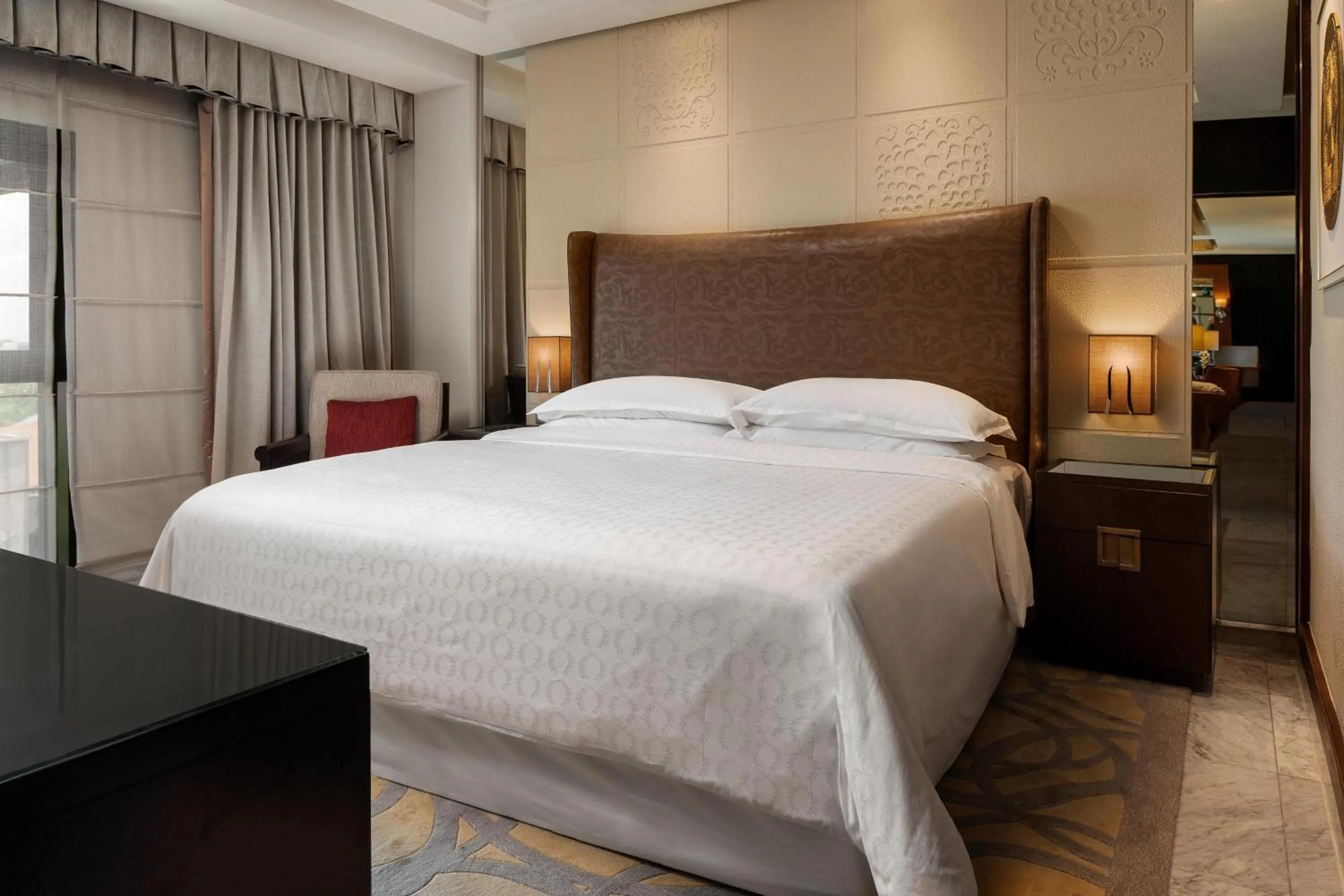 Bedroom, Bed in Sheraton Lagos Hotel