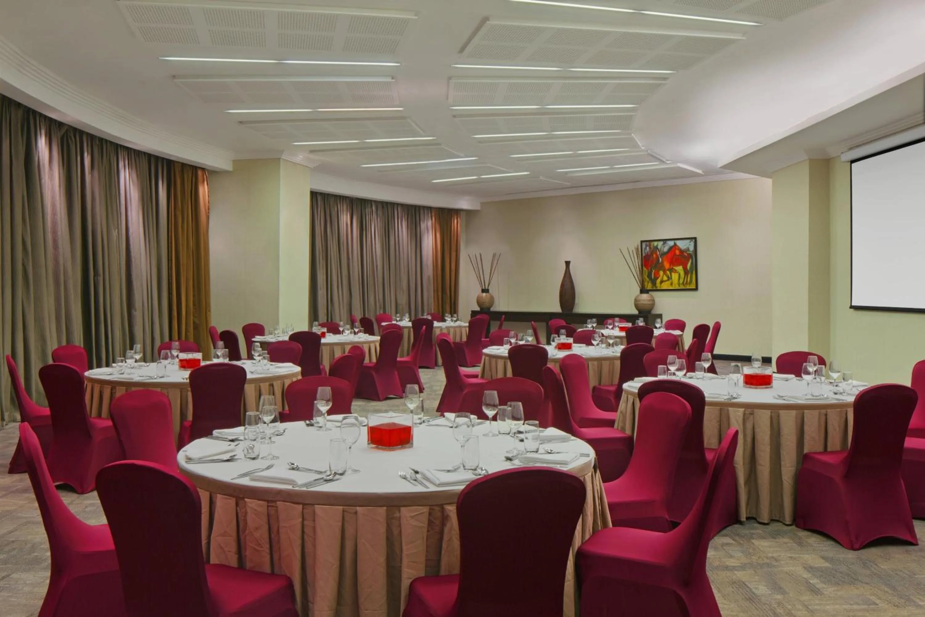 Meeting/conference room in Four Points by Sheraton Lagos