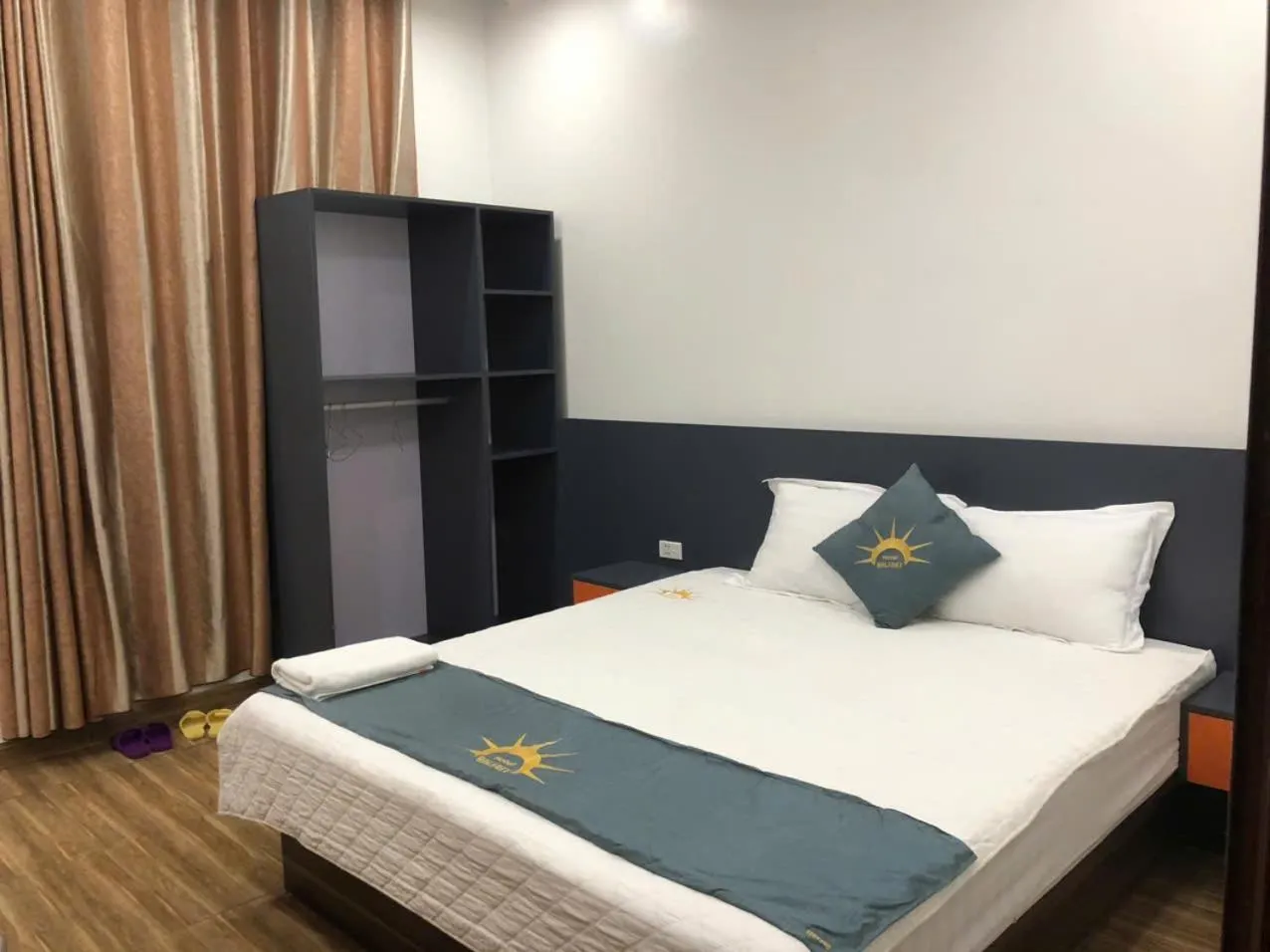 Photo of the whole room, Bed in Holiday Hotel 2