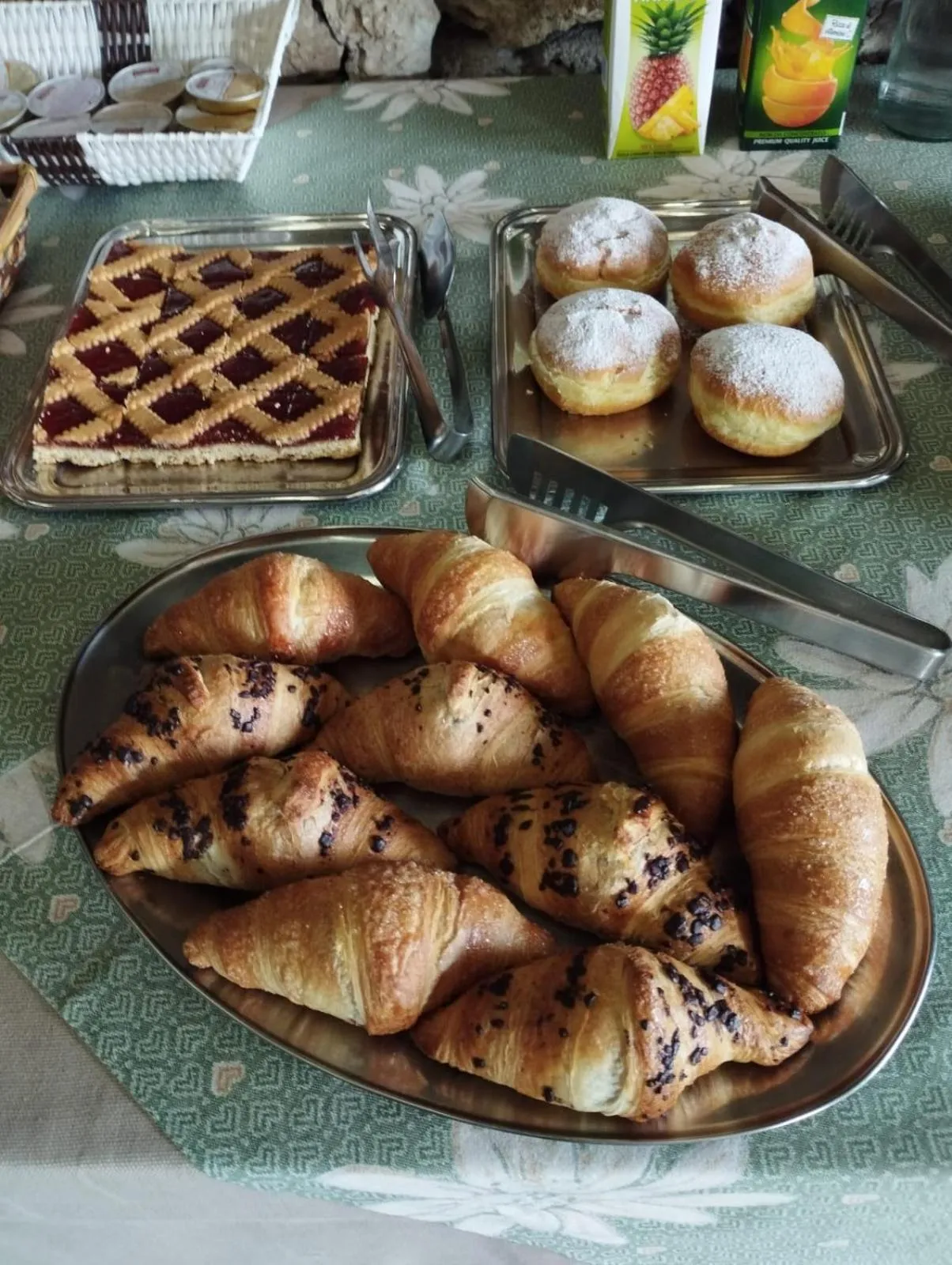 Breakfast in Hotel Ristorante La Baitina
