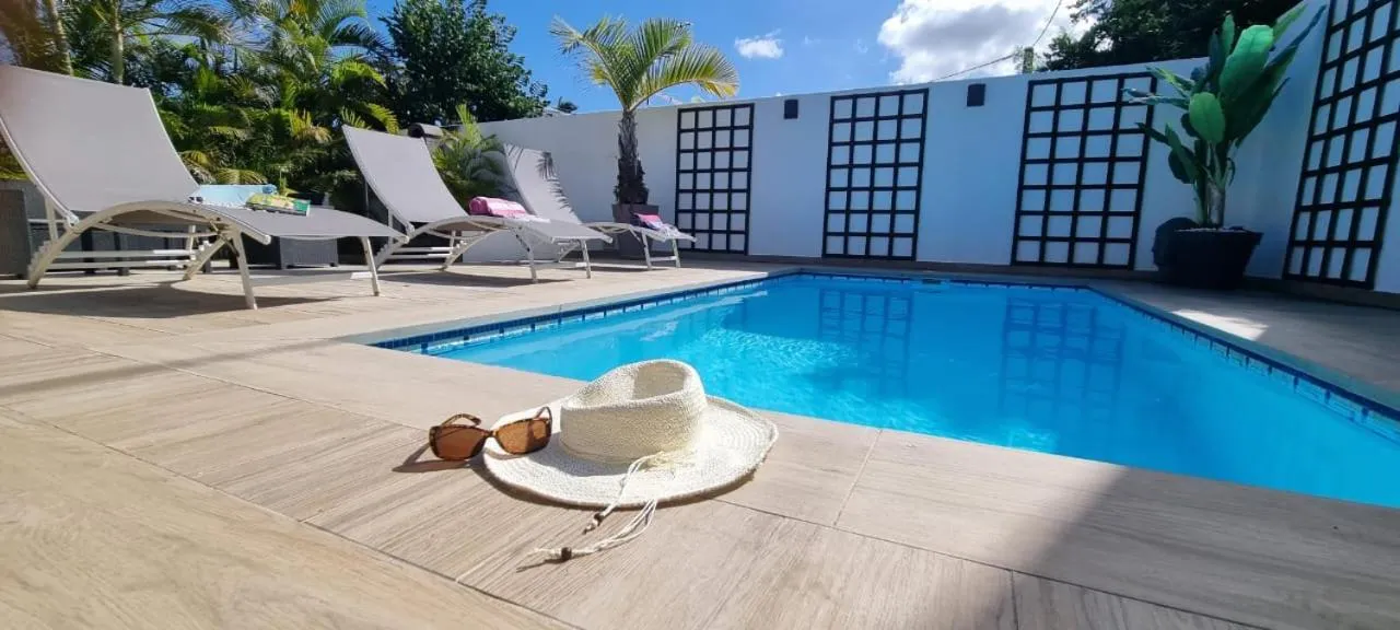 charmante maison avec piscine, idéale famille