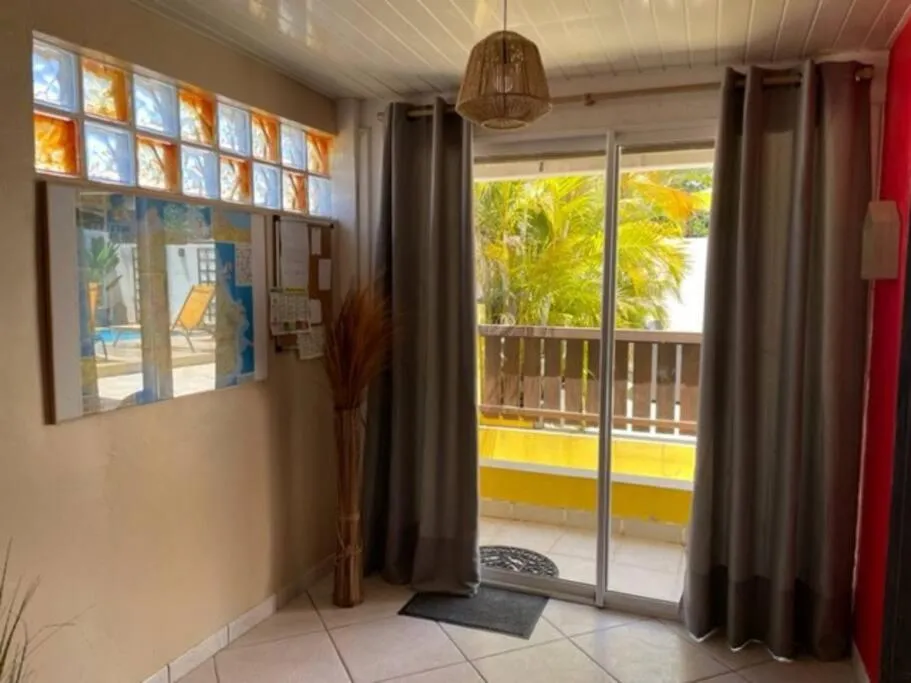 charmante maison avec piscine, idéale famille