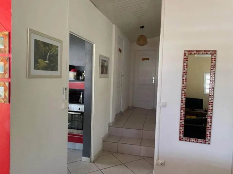 charmante maison avec piscine, idéale famille