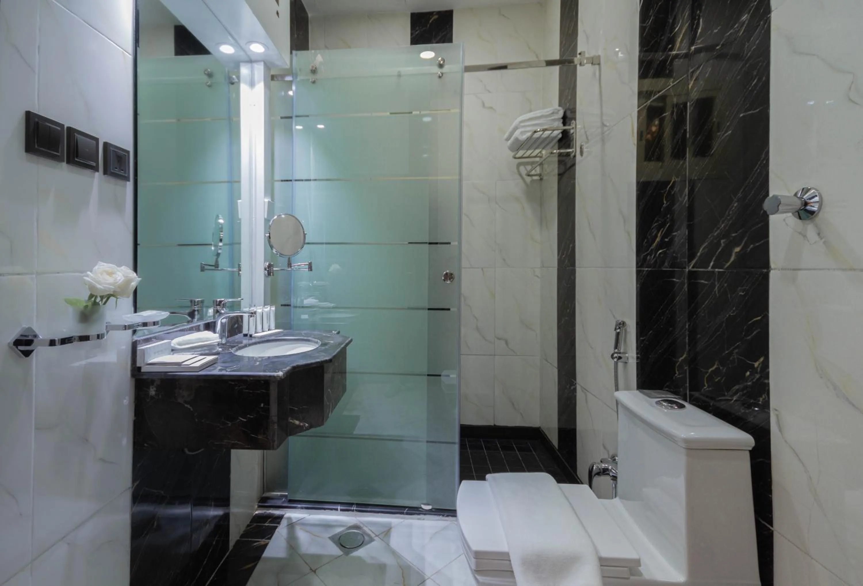 Bathroom in Cloud City Hotel