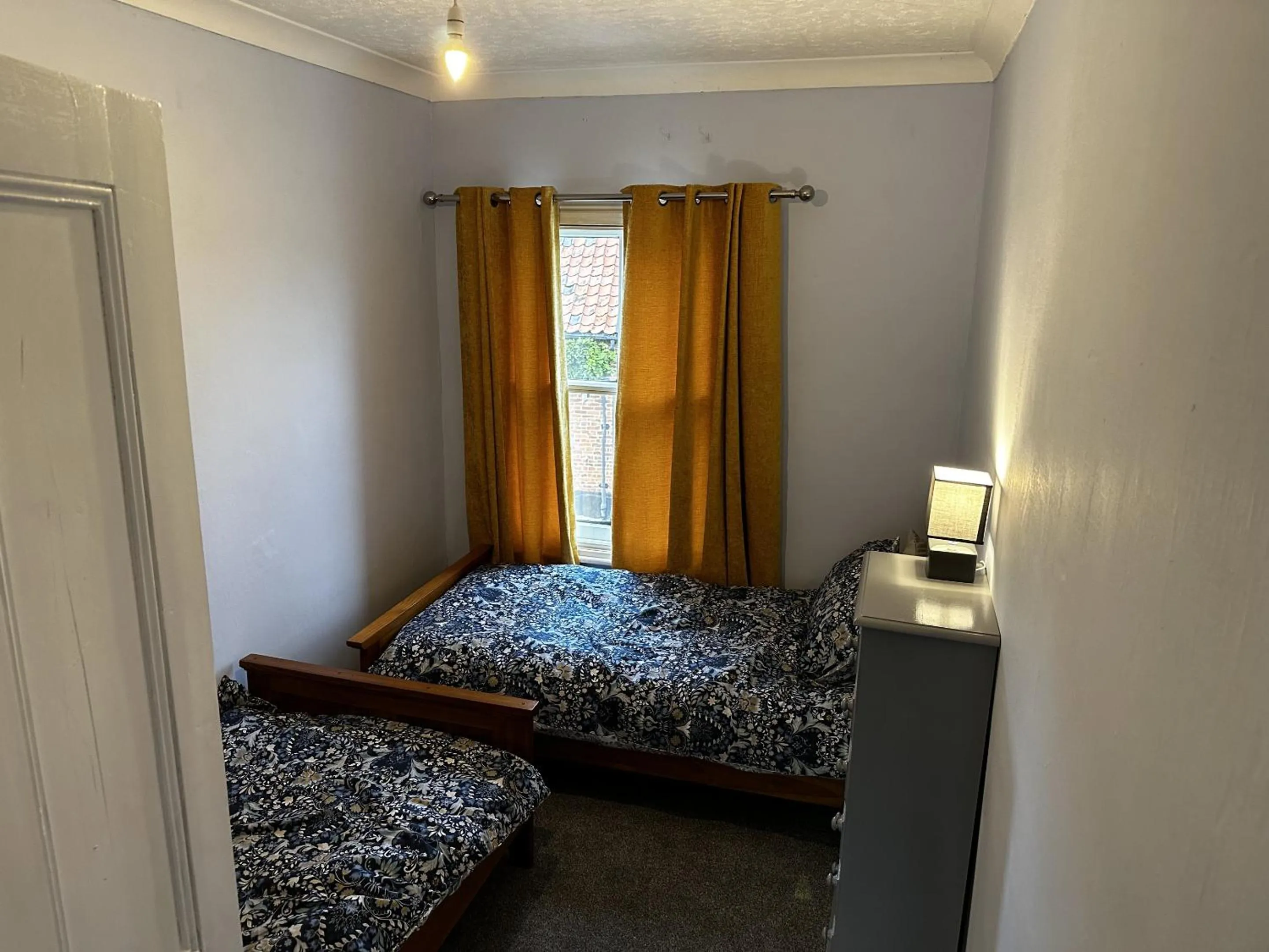 Bedroom in The Dove Inn