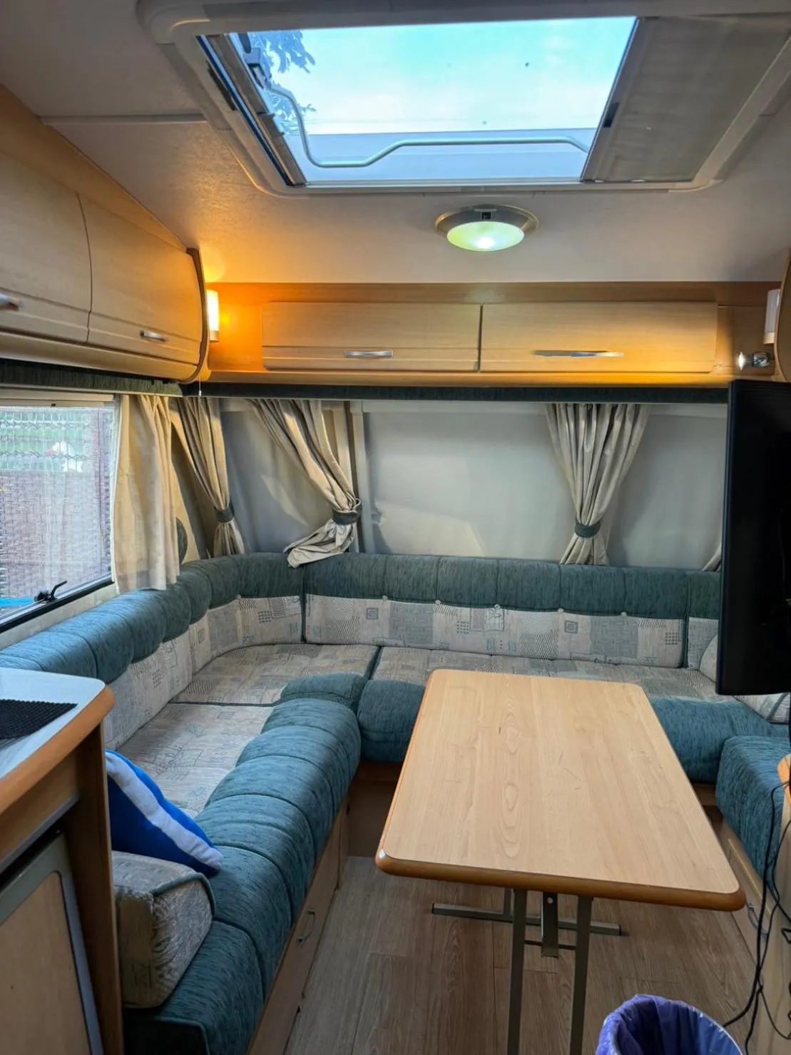 Seating area in Hi Creek Resort