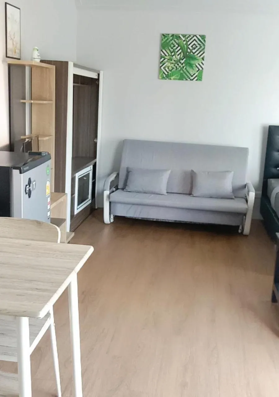 Kitchen or kitchenette in Hi Creek Resort